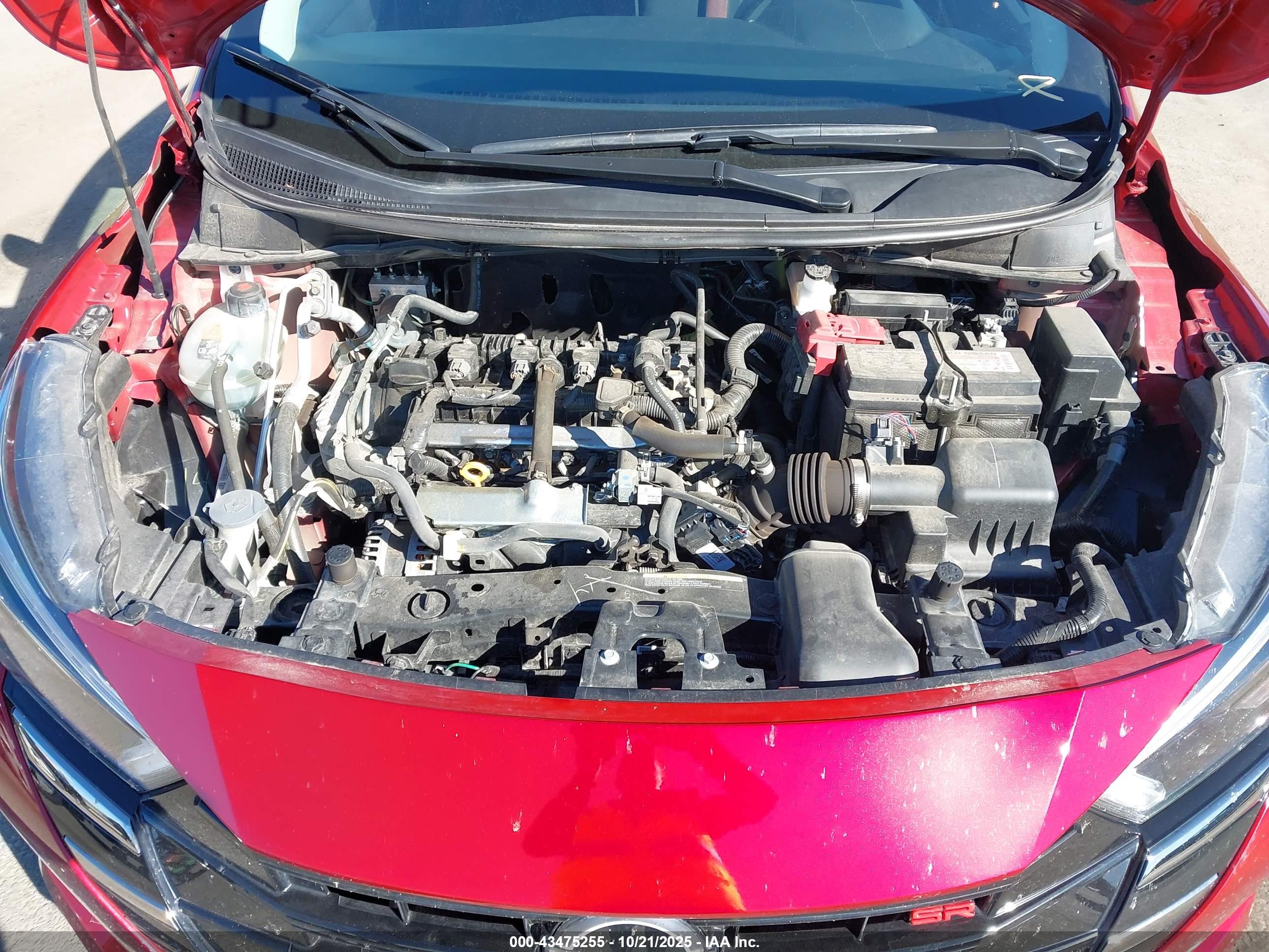 NISSAN VERSA image 10