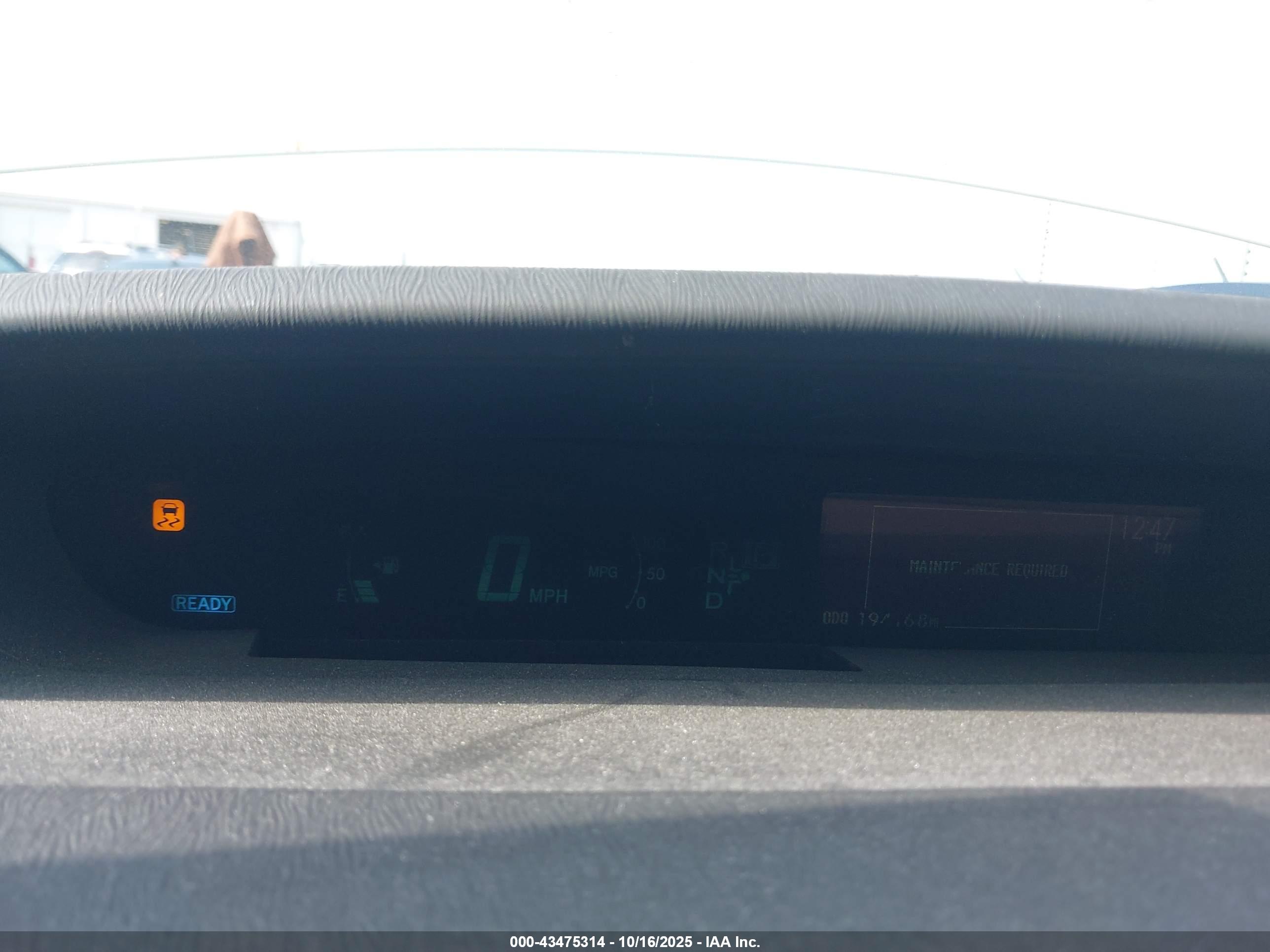 TOYOTA PRIUS image 7