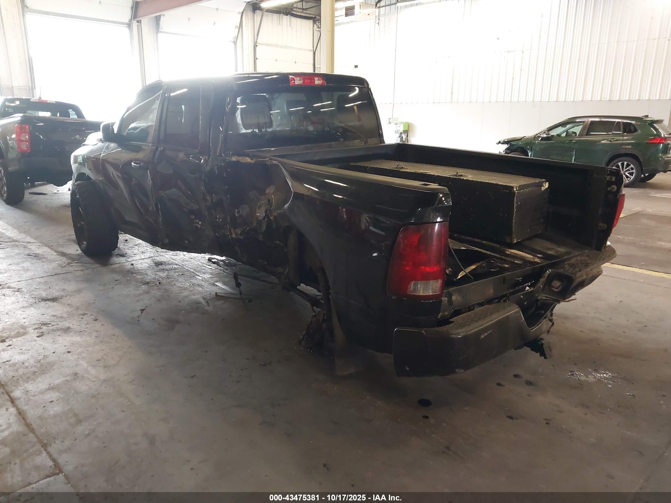 RAM 1500 image 3