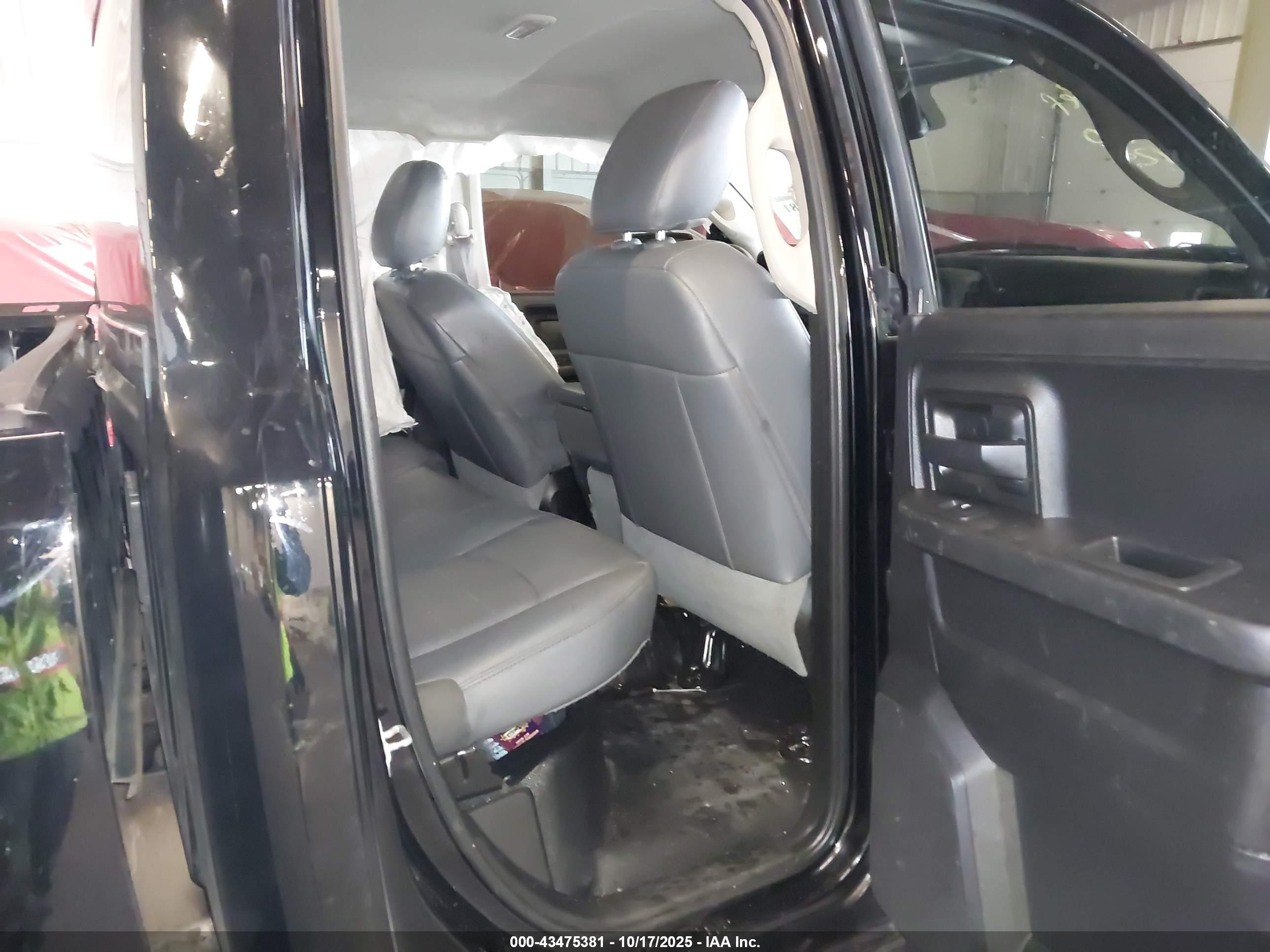 RAM 1500 image 8