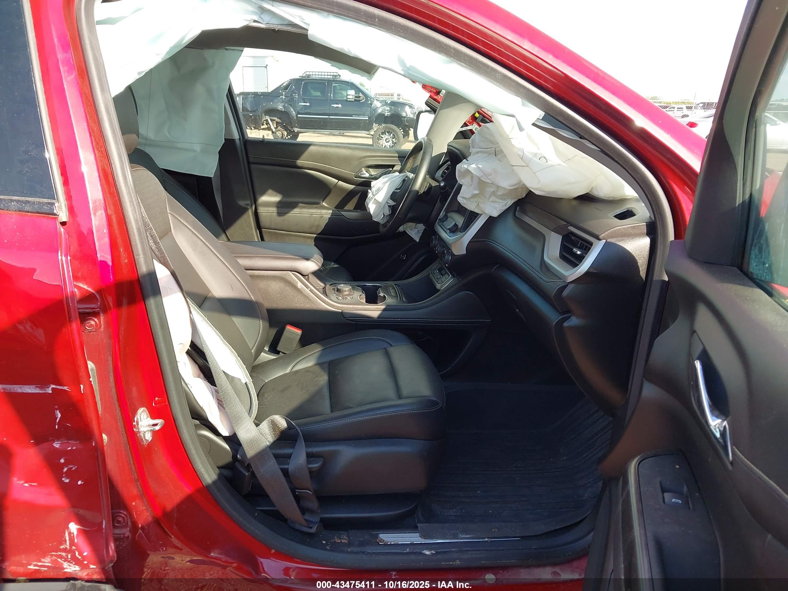 GMC ACADIA image 5