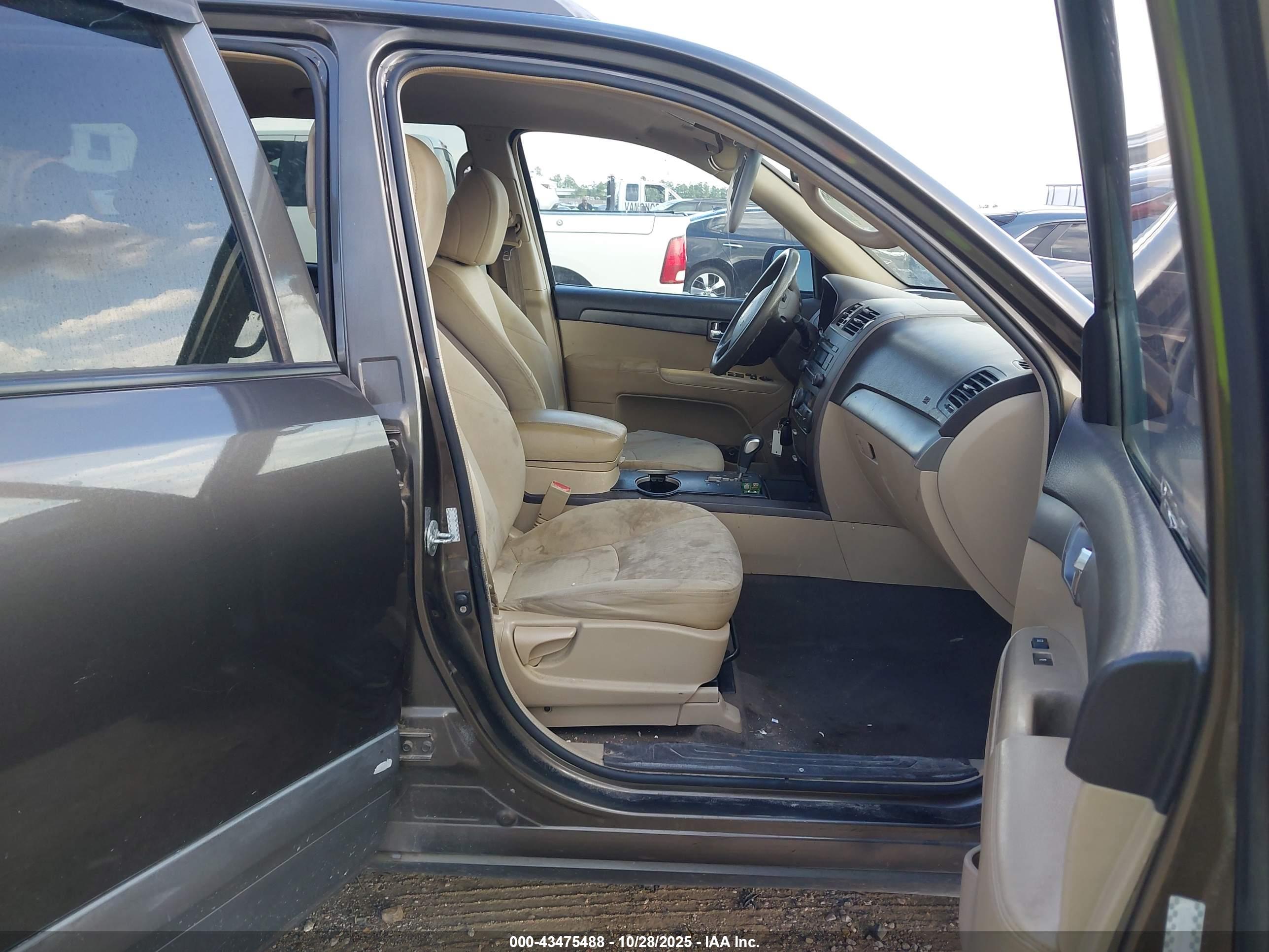 KIA BORREGO image 5