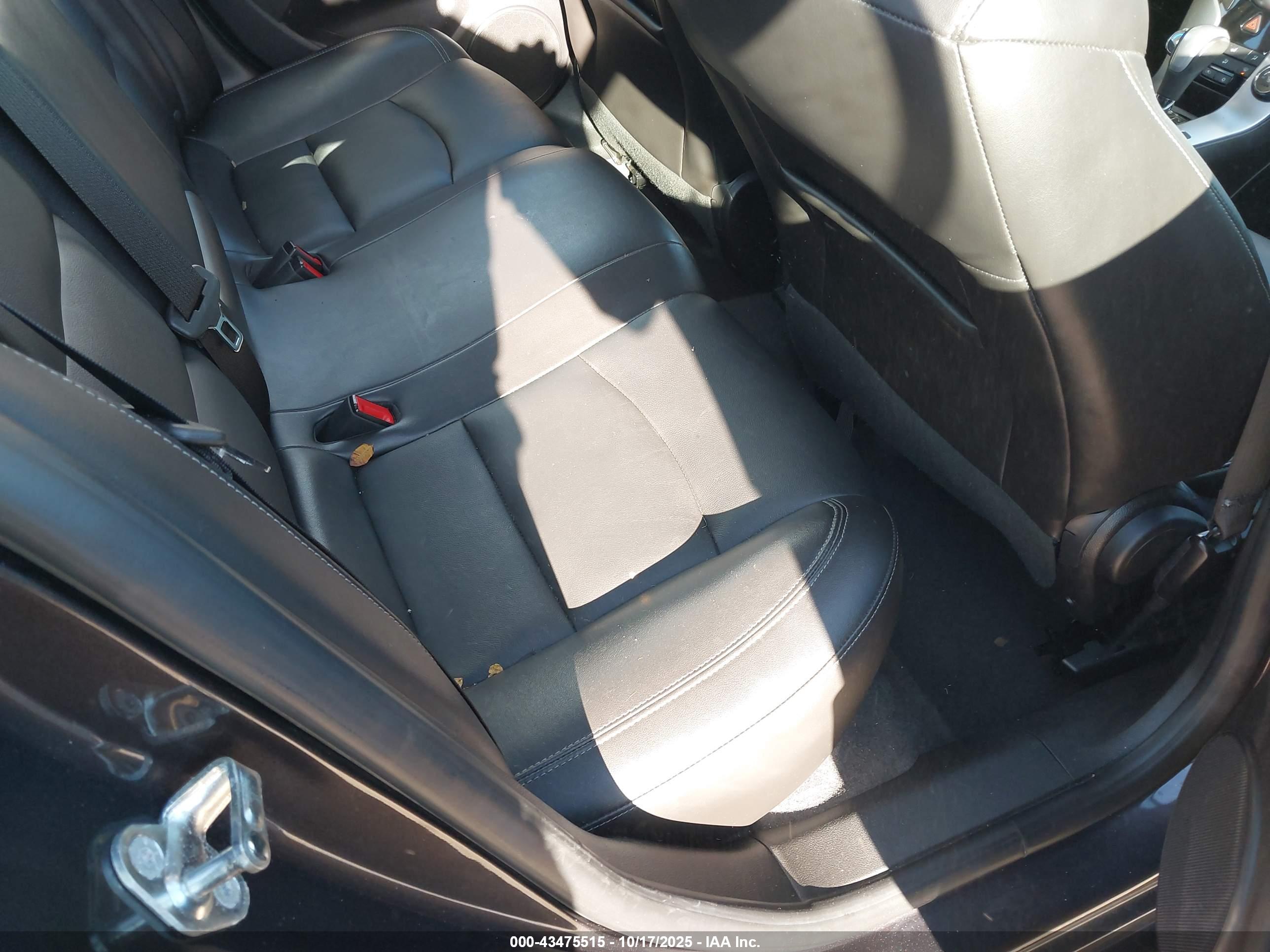 CHEVROLET CRUZE image 8