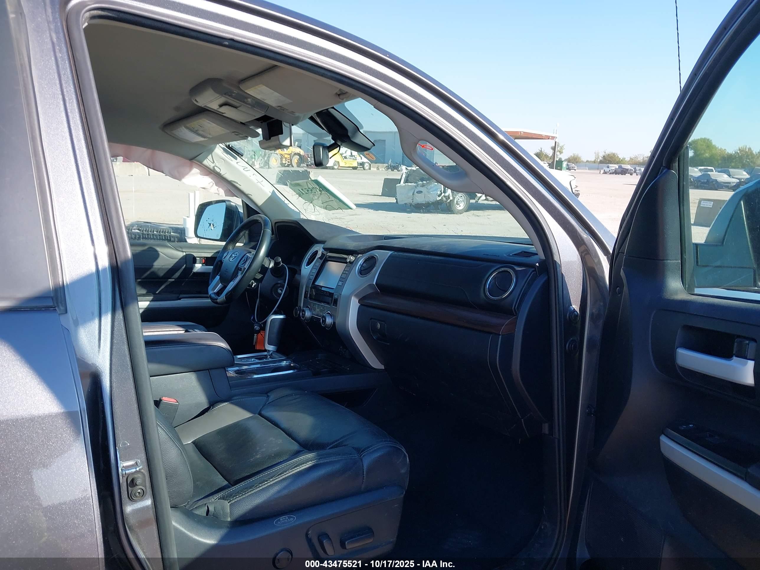 TOYOTA TUNDRA image 5