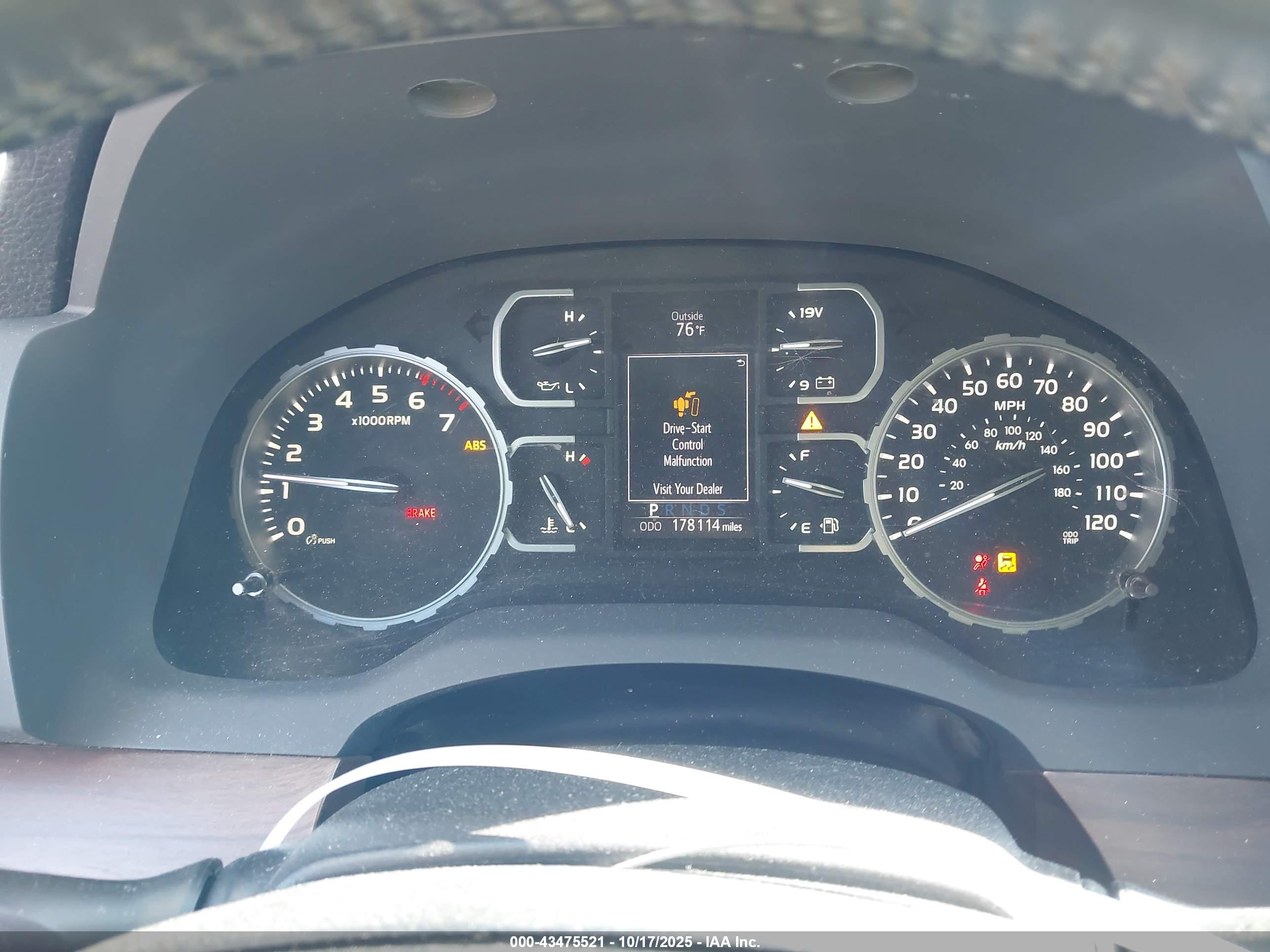 TOYOTA TUNDRA image 7