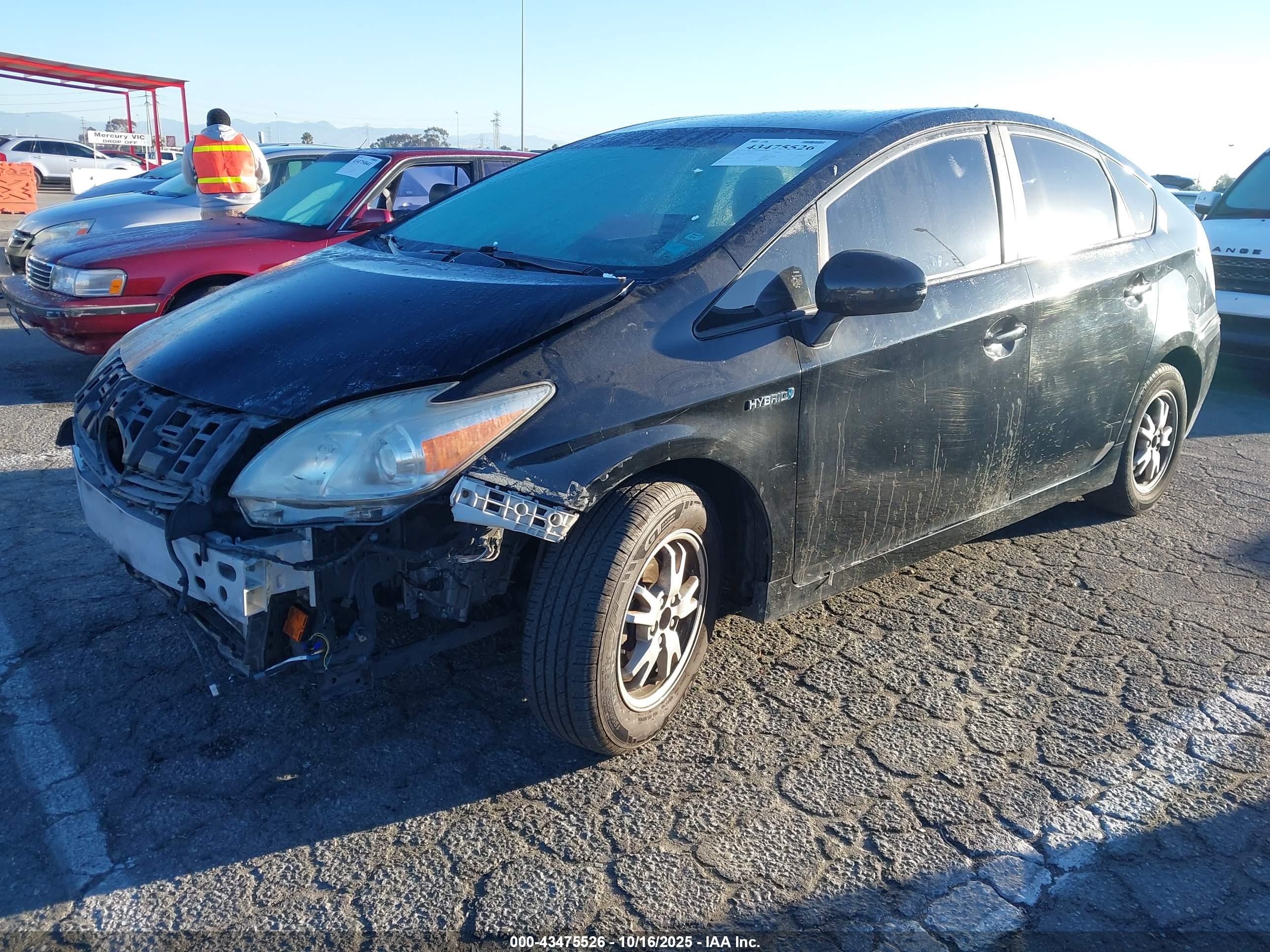 TOYOTA PRIUS image 2