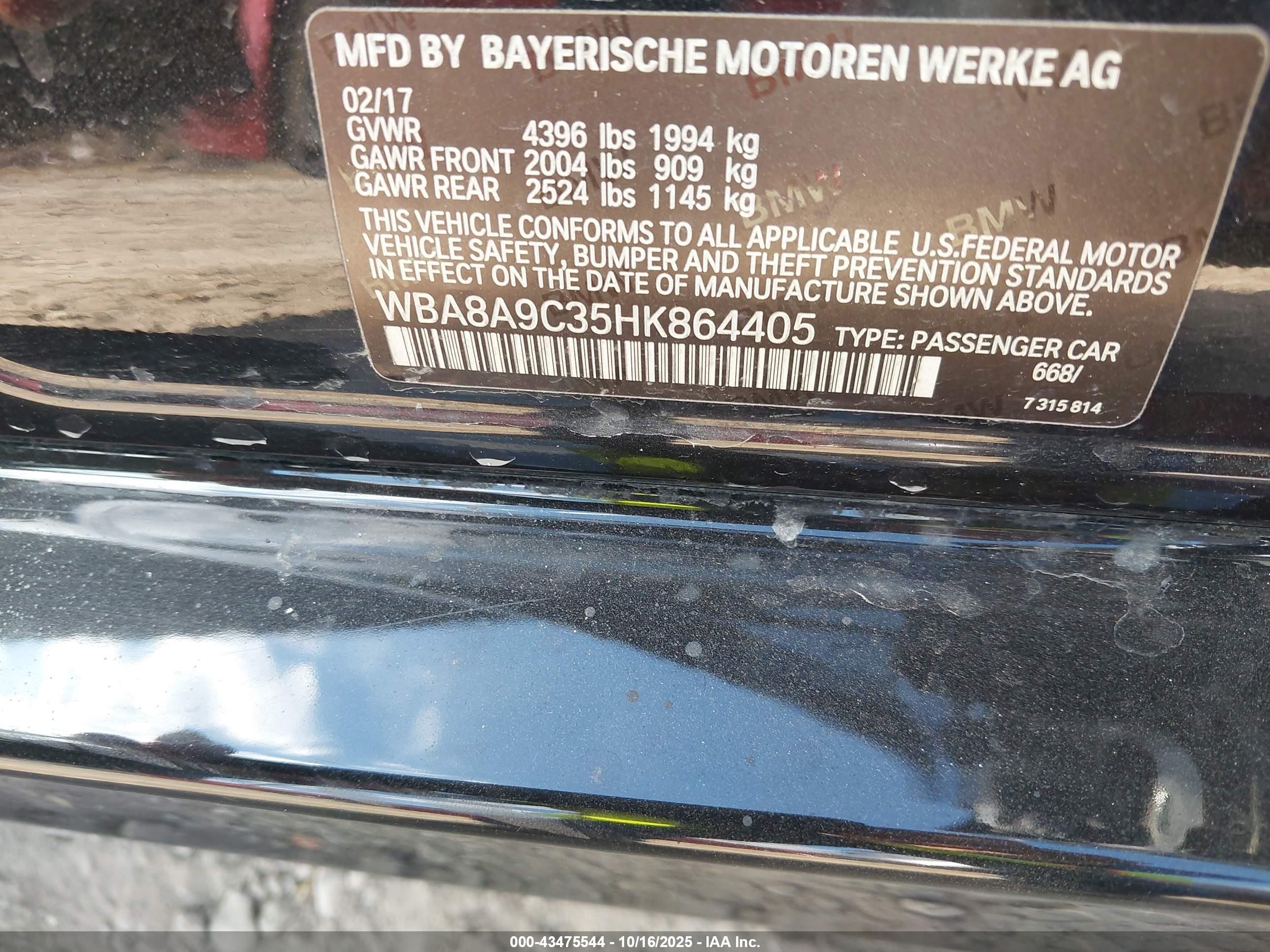 BMW 320I image 9