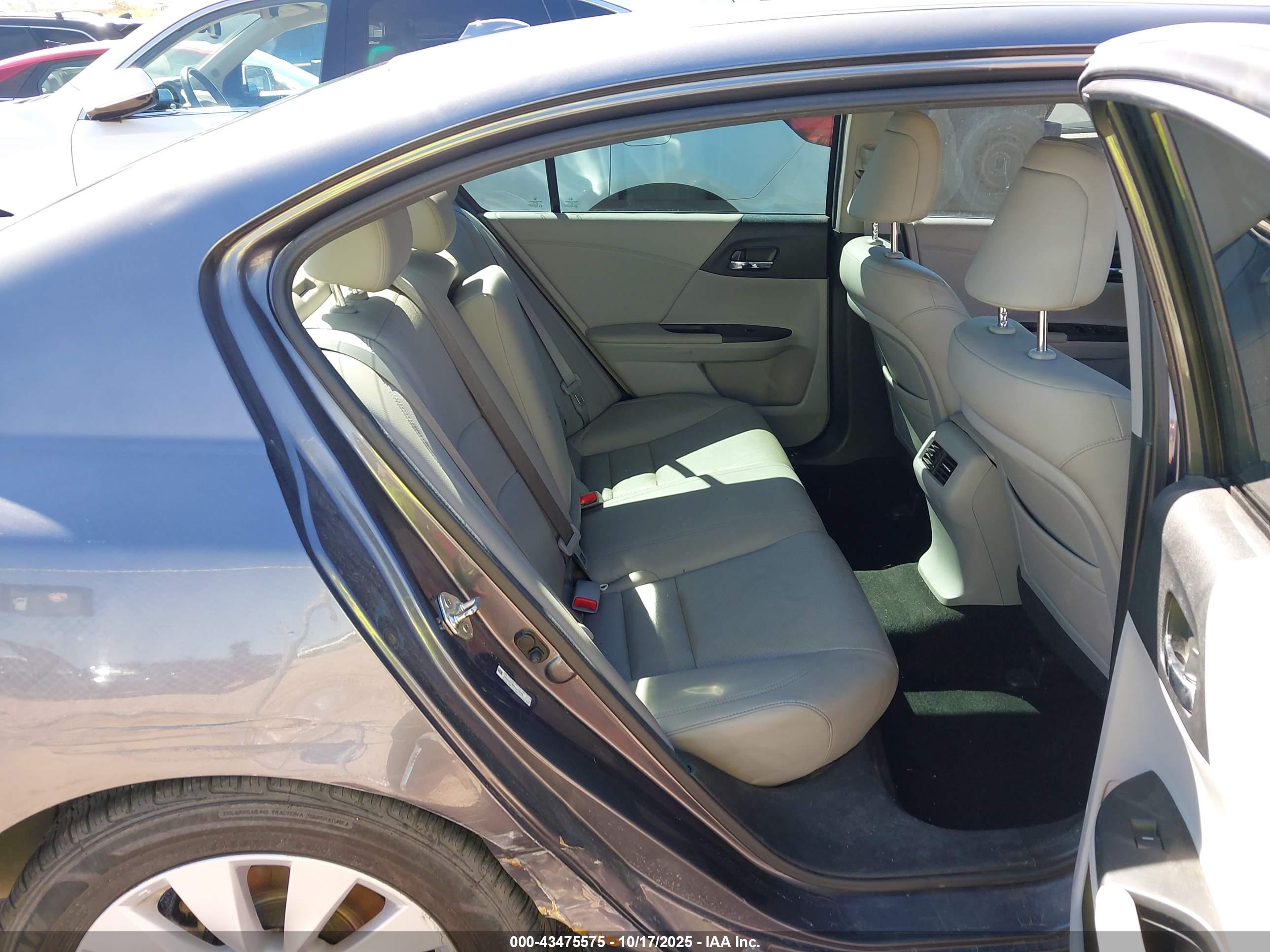 HONDA ACCORD image 8