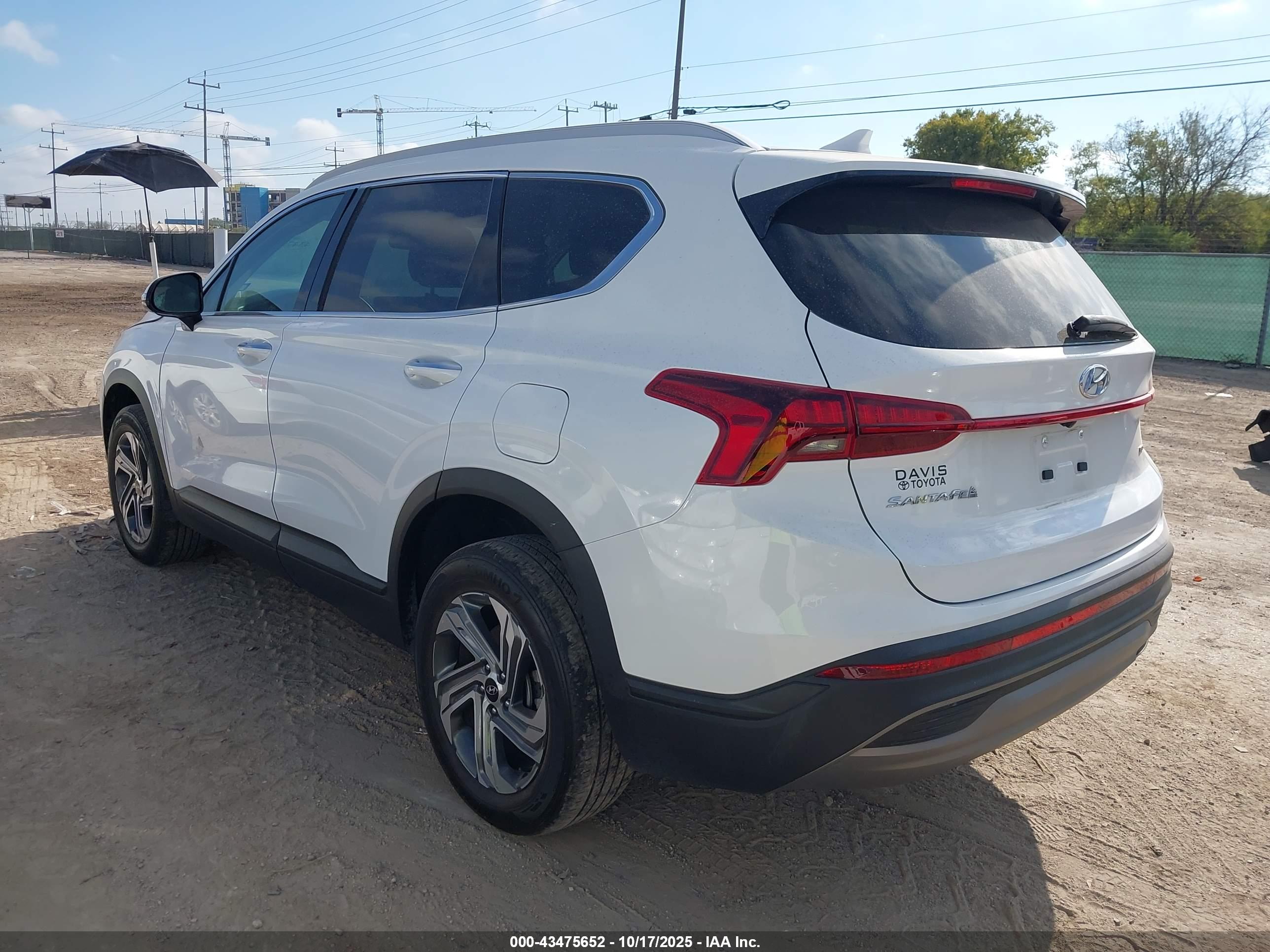 HYUNDAI SANTA image 3