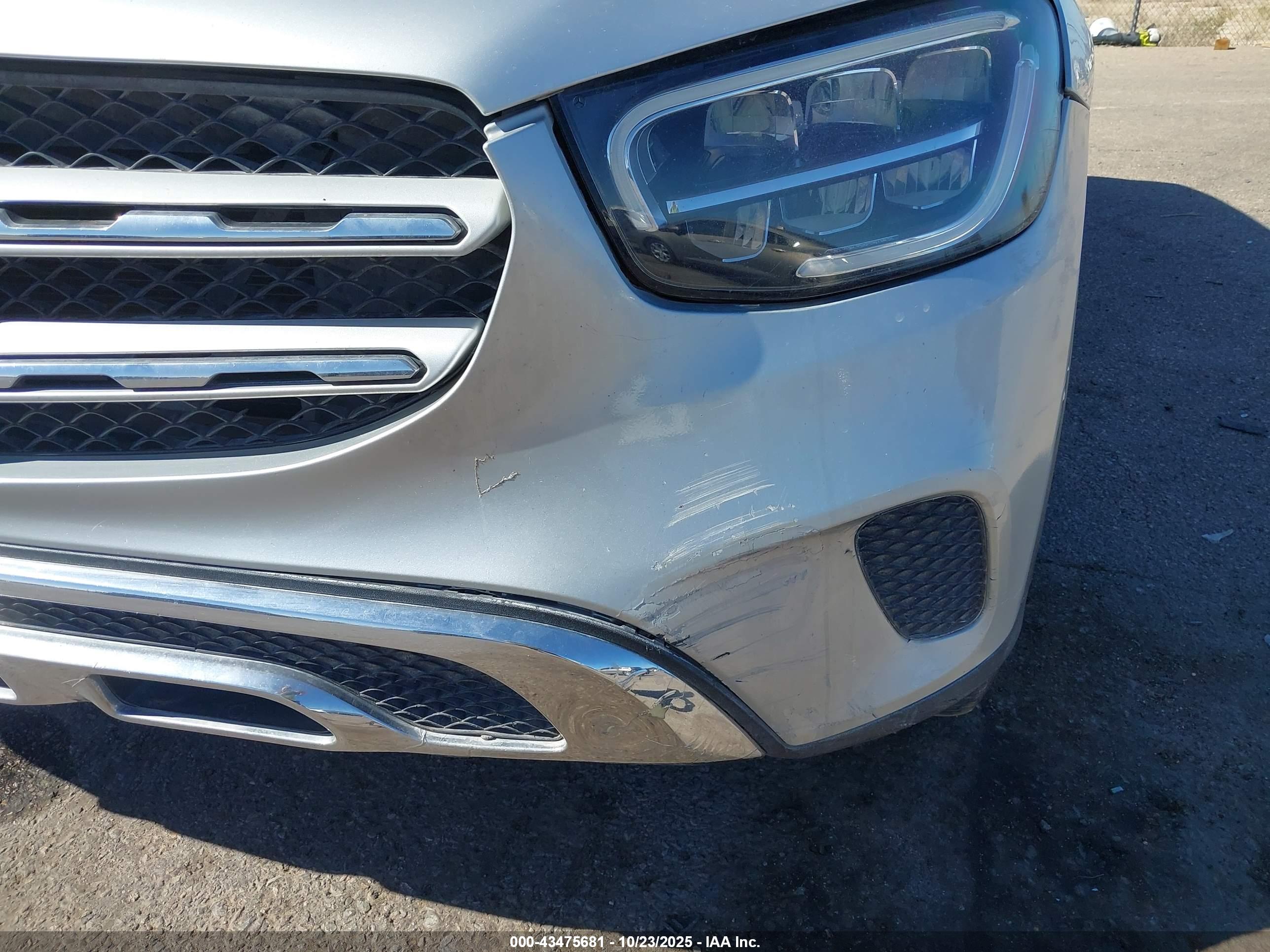 MERCEDES-BENZ GLC image 6