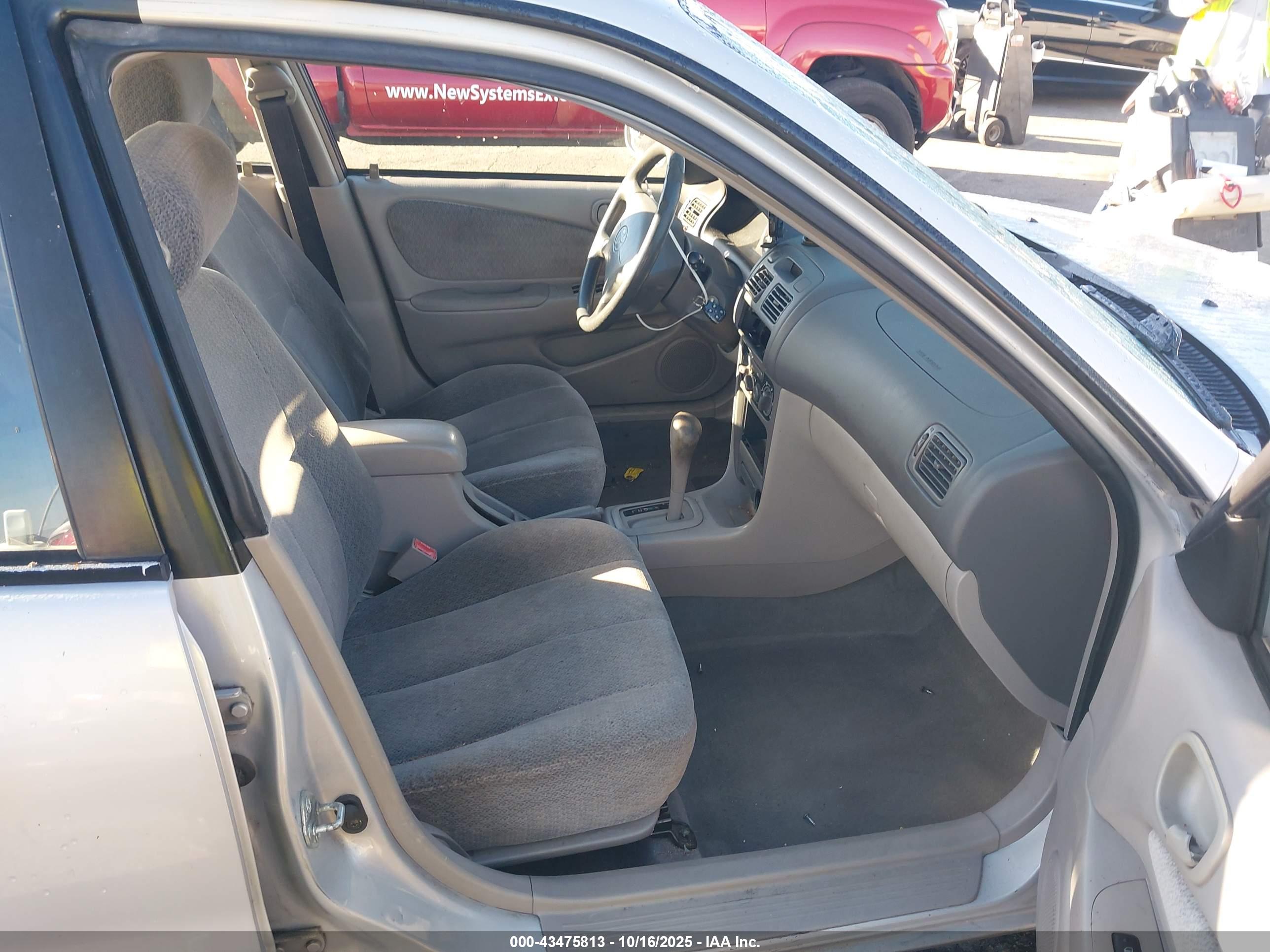 TOYOTA COROLLA image 5