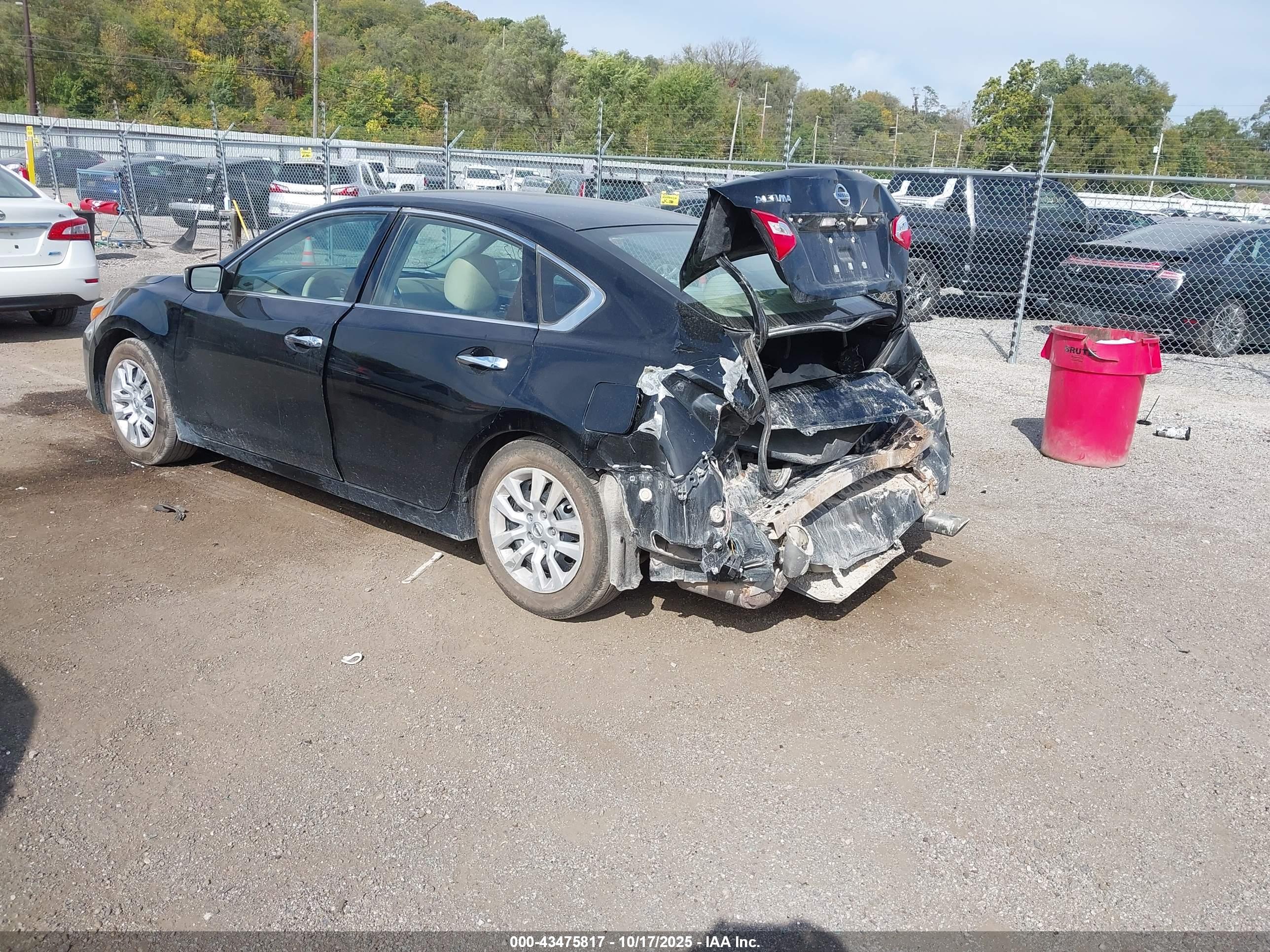NISSAN ALTIMA image 3