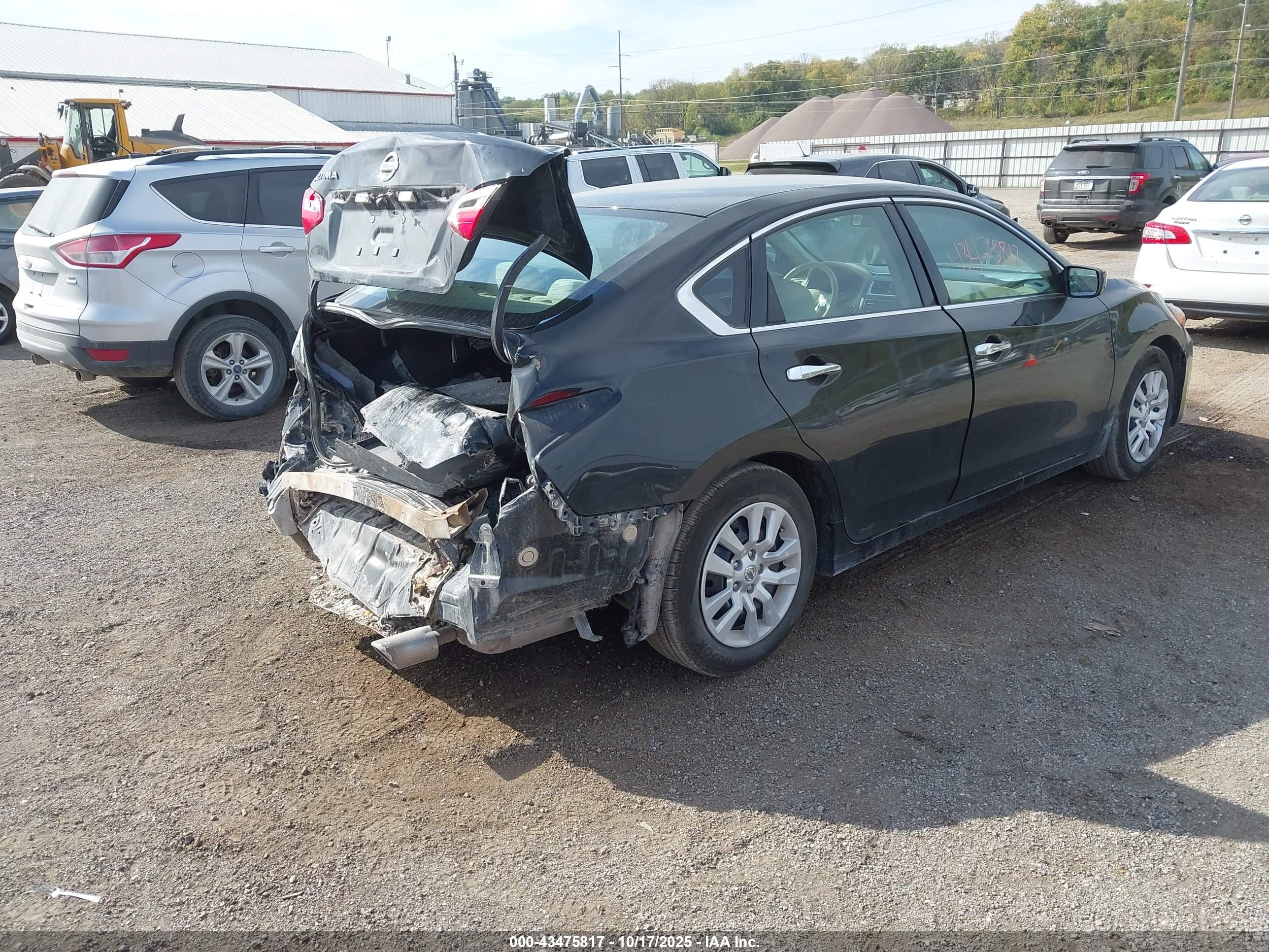 NISSAN ALTIMA image 4