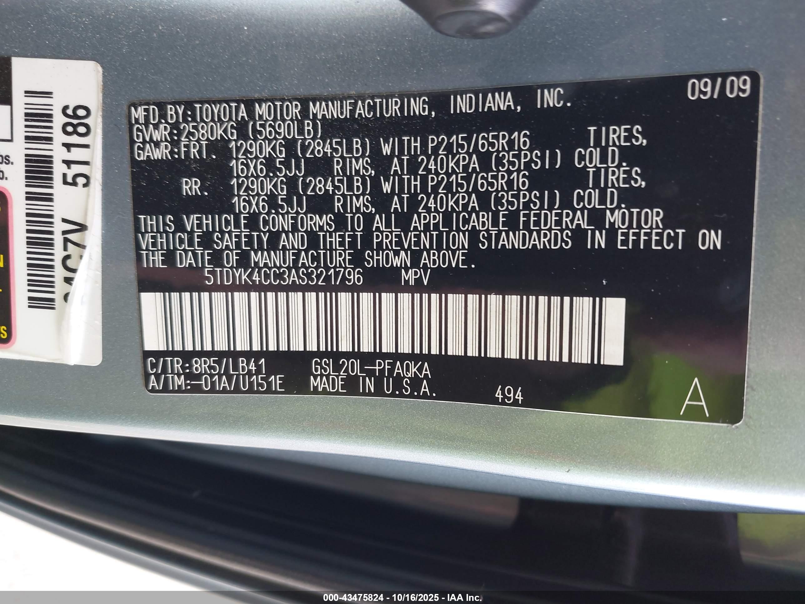 TOYOTA SIENNA image 9