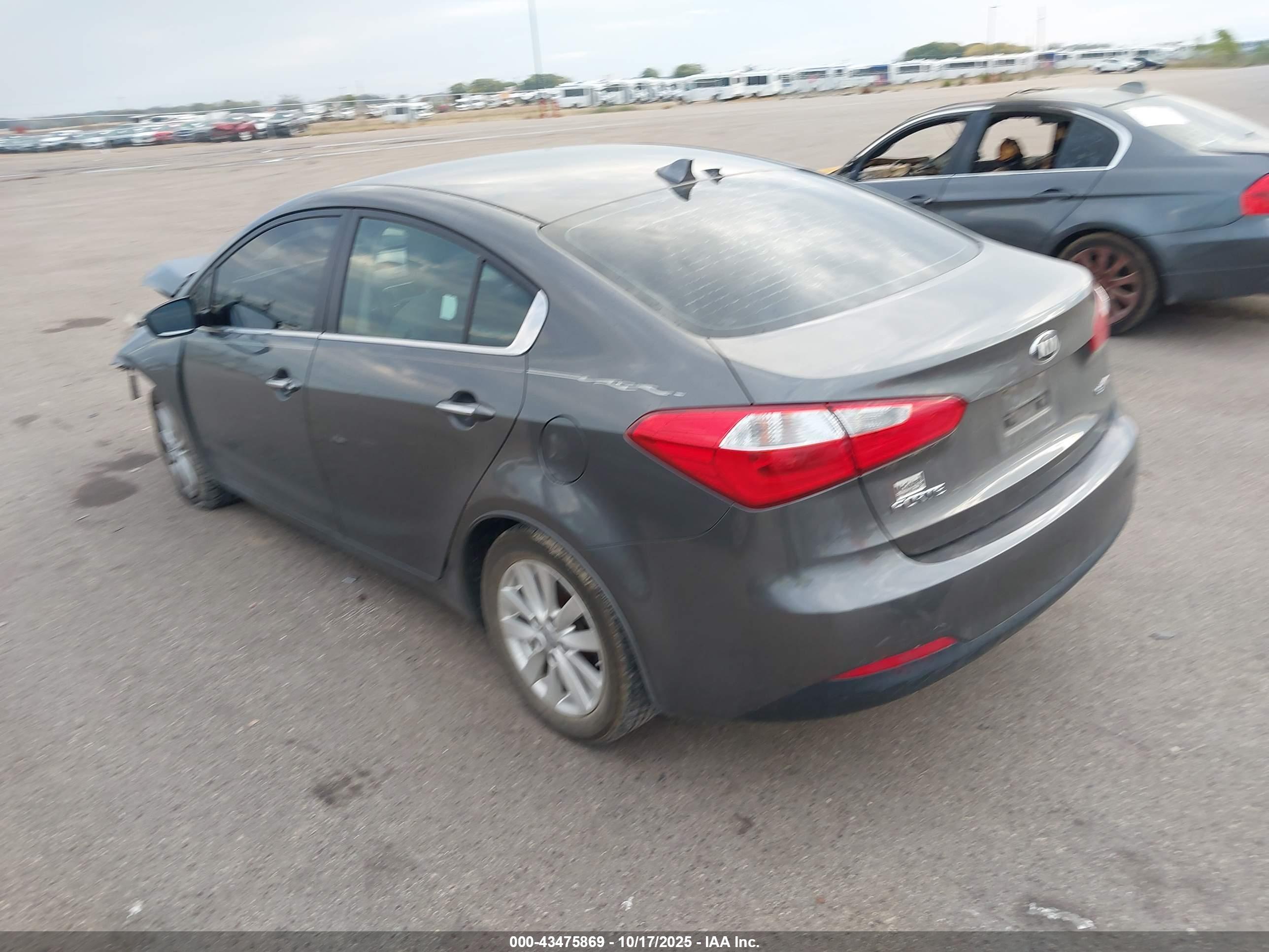 KIA FORTE image 3