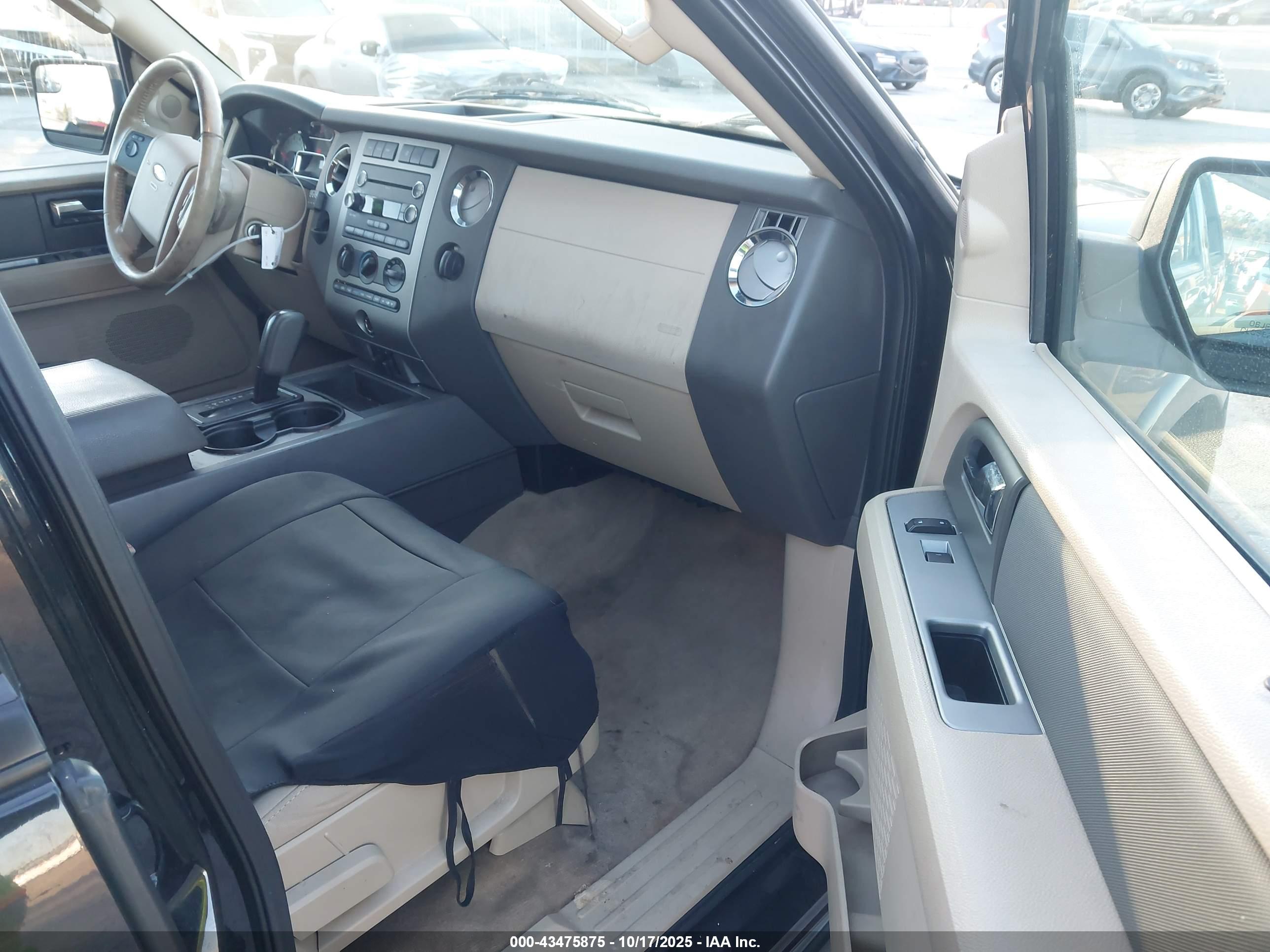 FORD EXPEDITION image 5