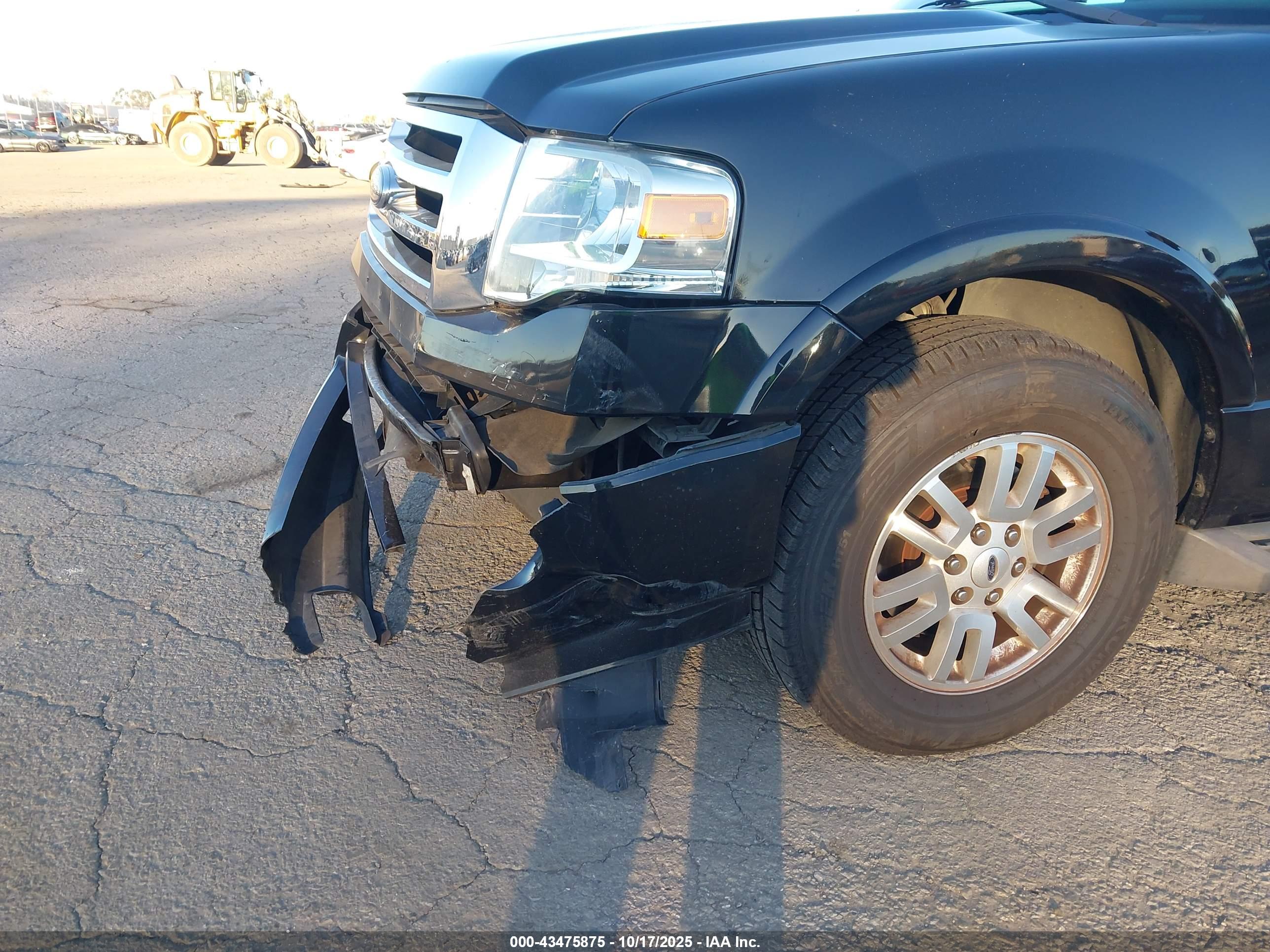 FORD EXPEDITION image 6