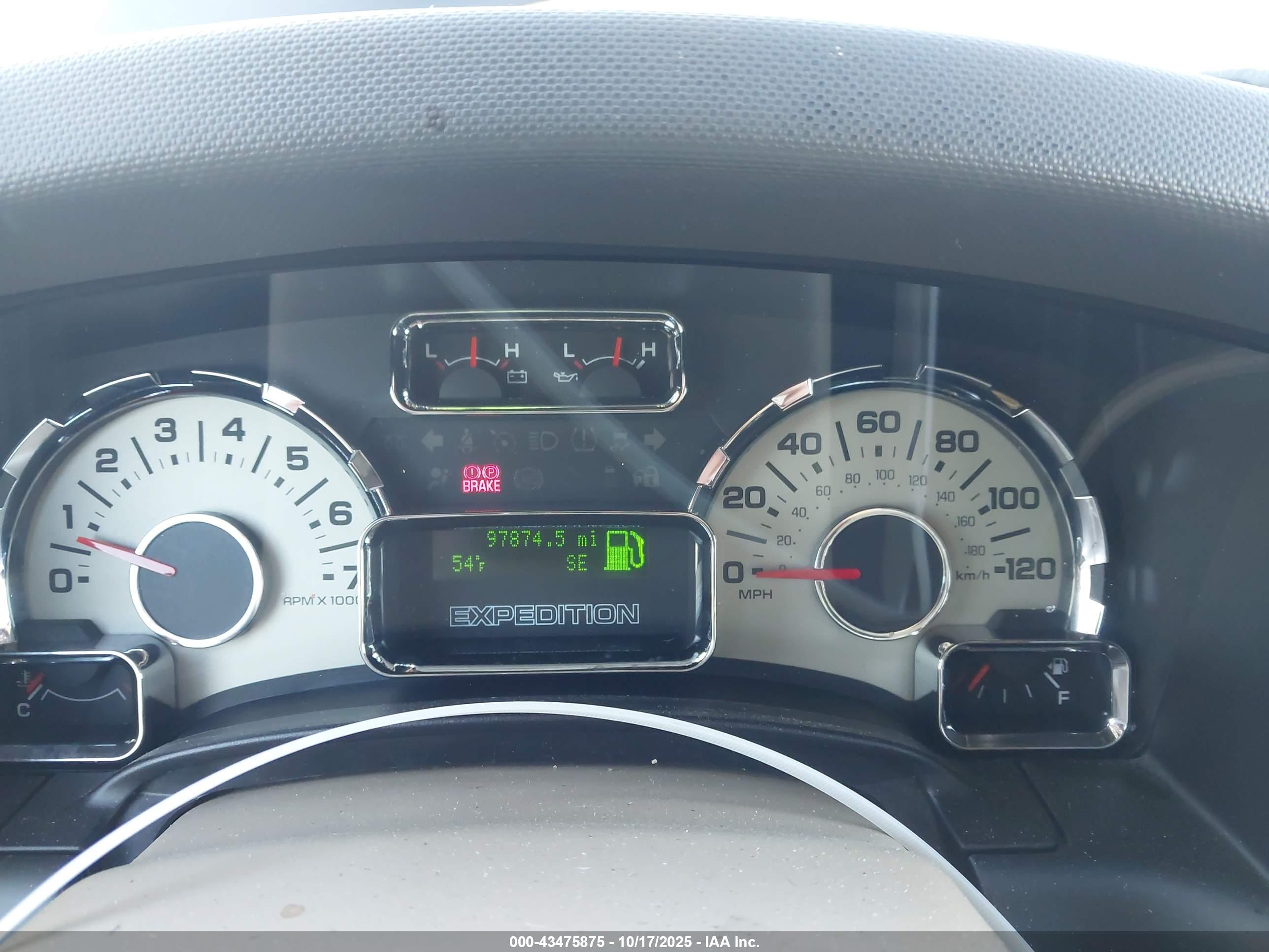 FORD EXPEDITION image 7