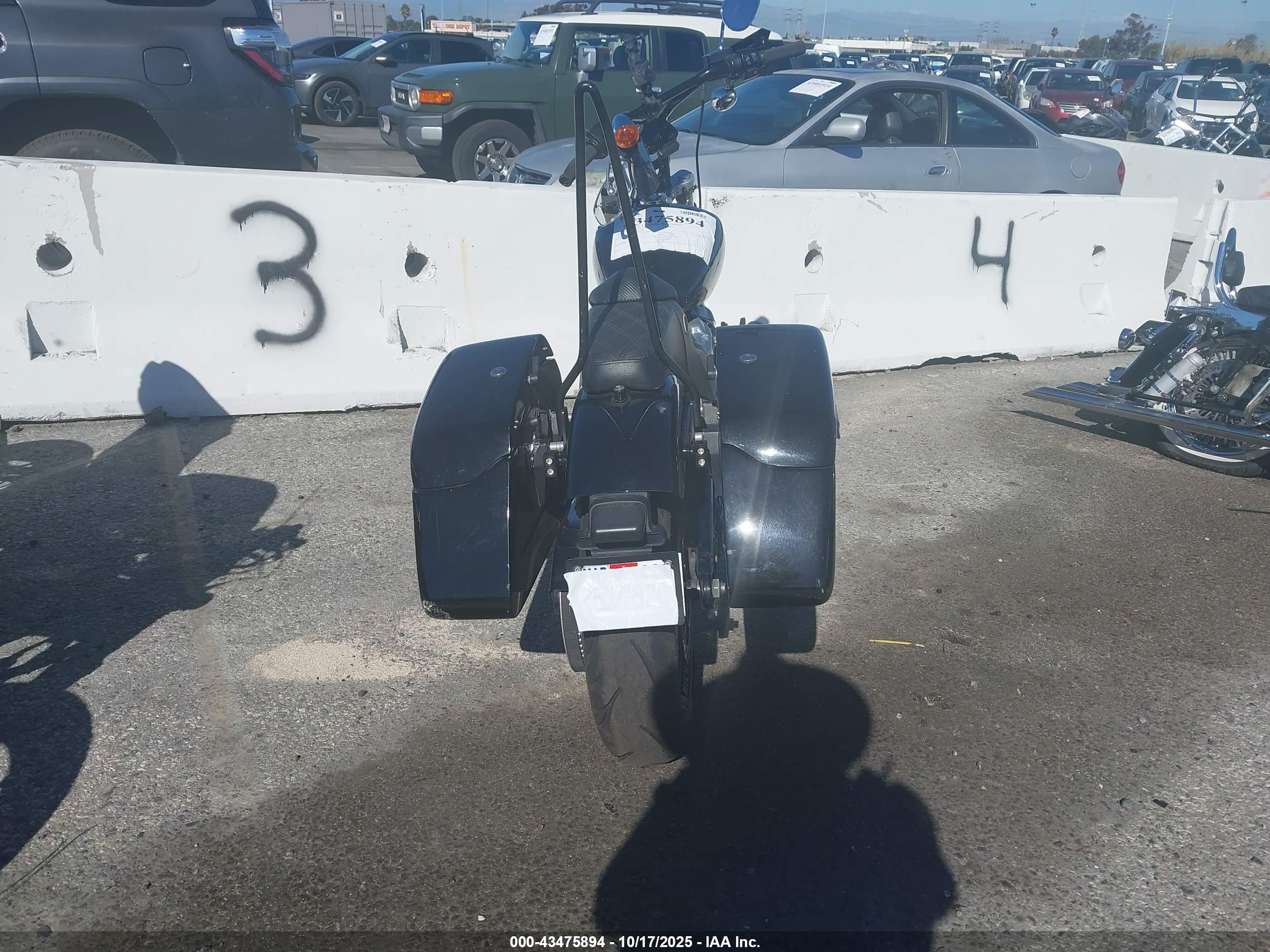 HARLEY-DAVIDSON FXST image 6