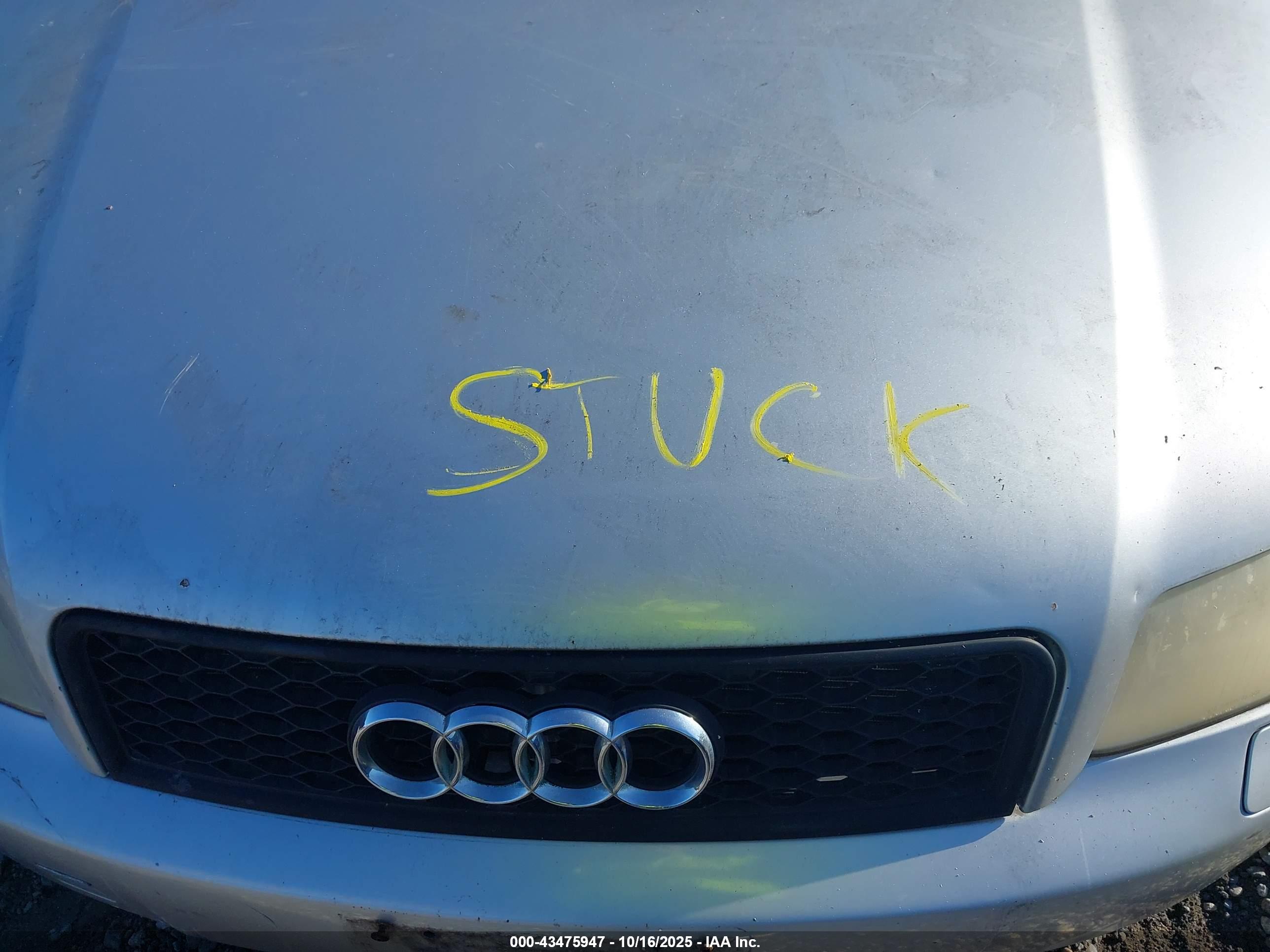 AUDI A4 image 10