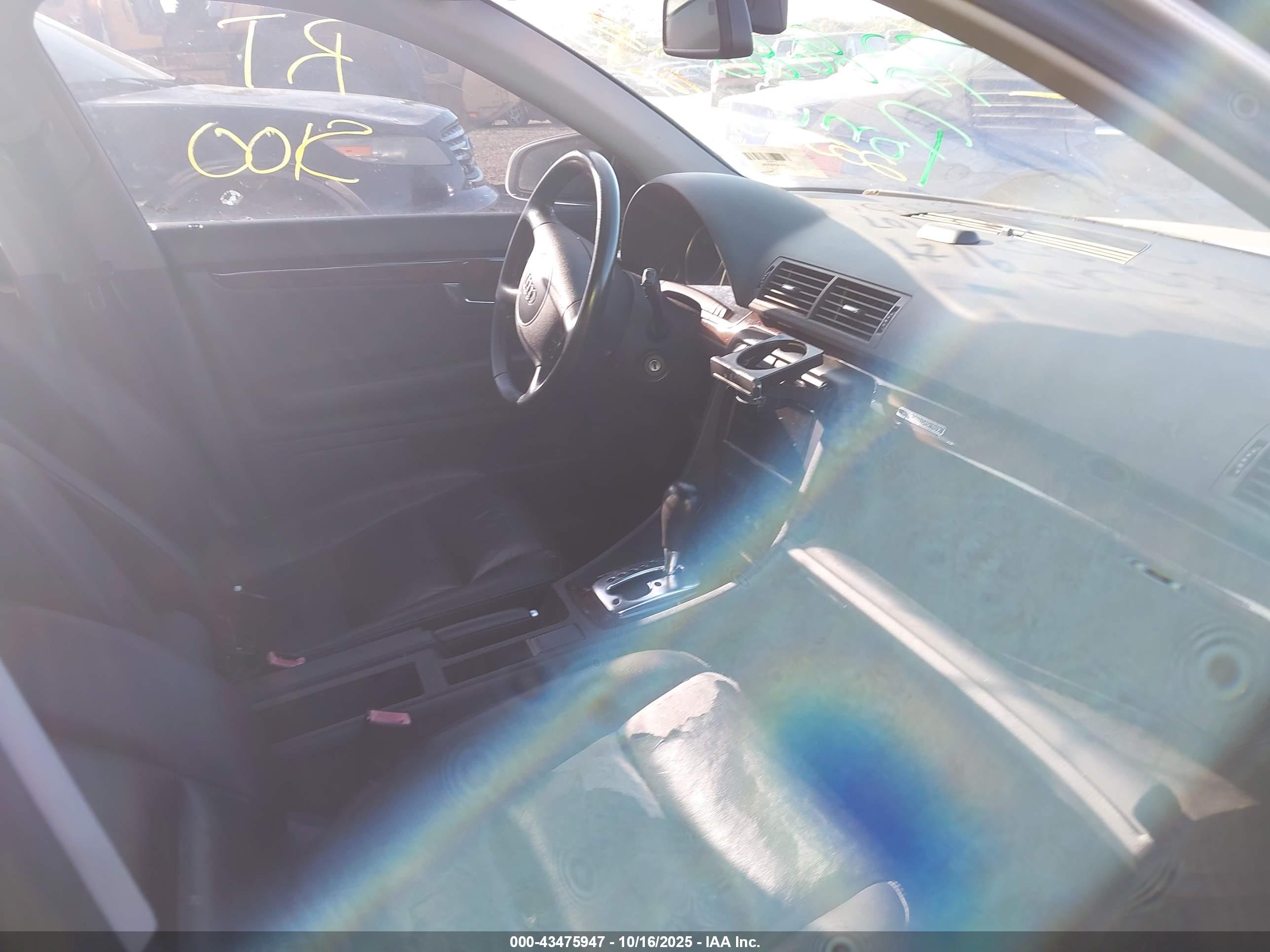 AUDI A4 image 5