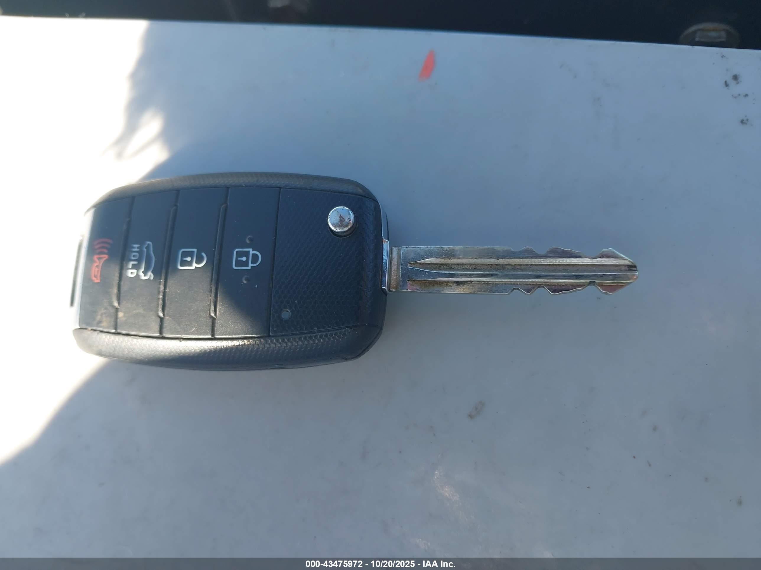 KIA FORTE image 11
