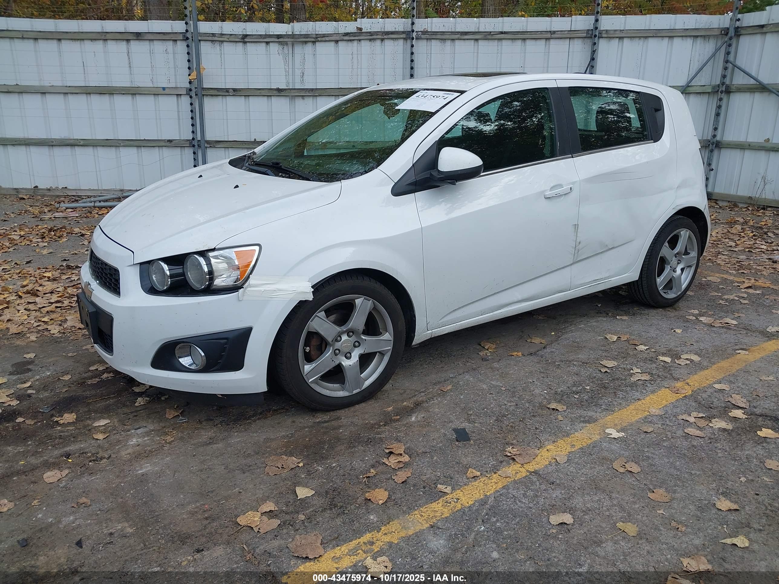 CHEVROLET SONIC image 2