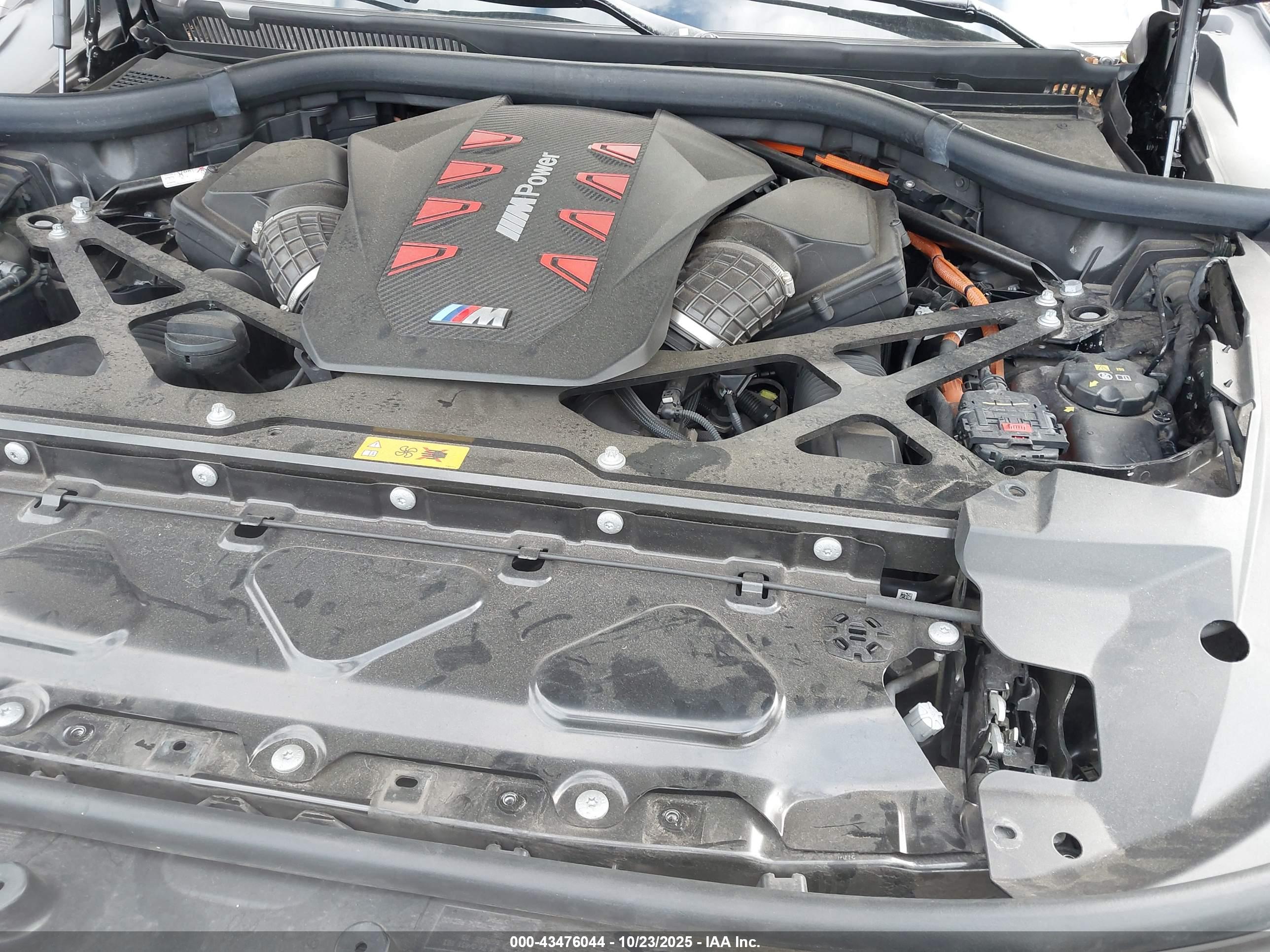 BMW XM image 10