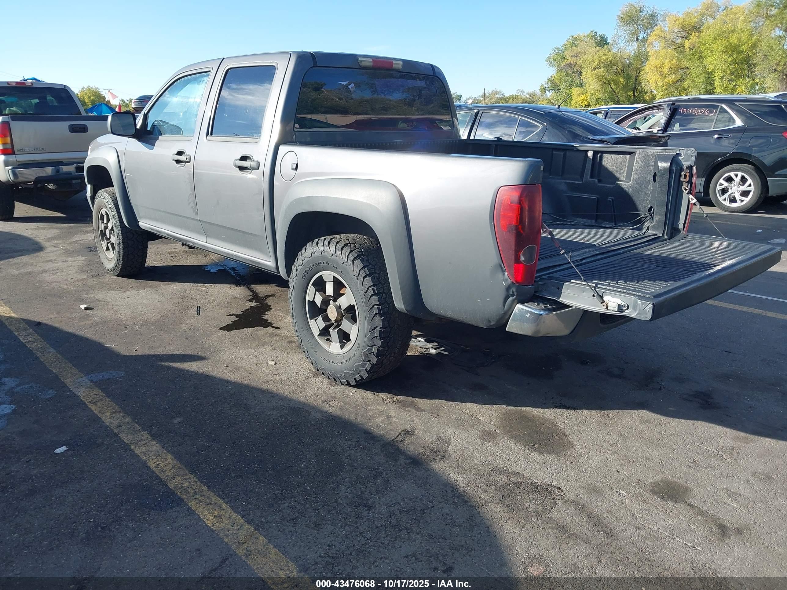 GMC CANYON image 3