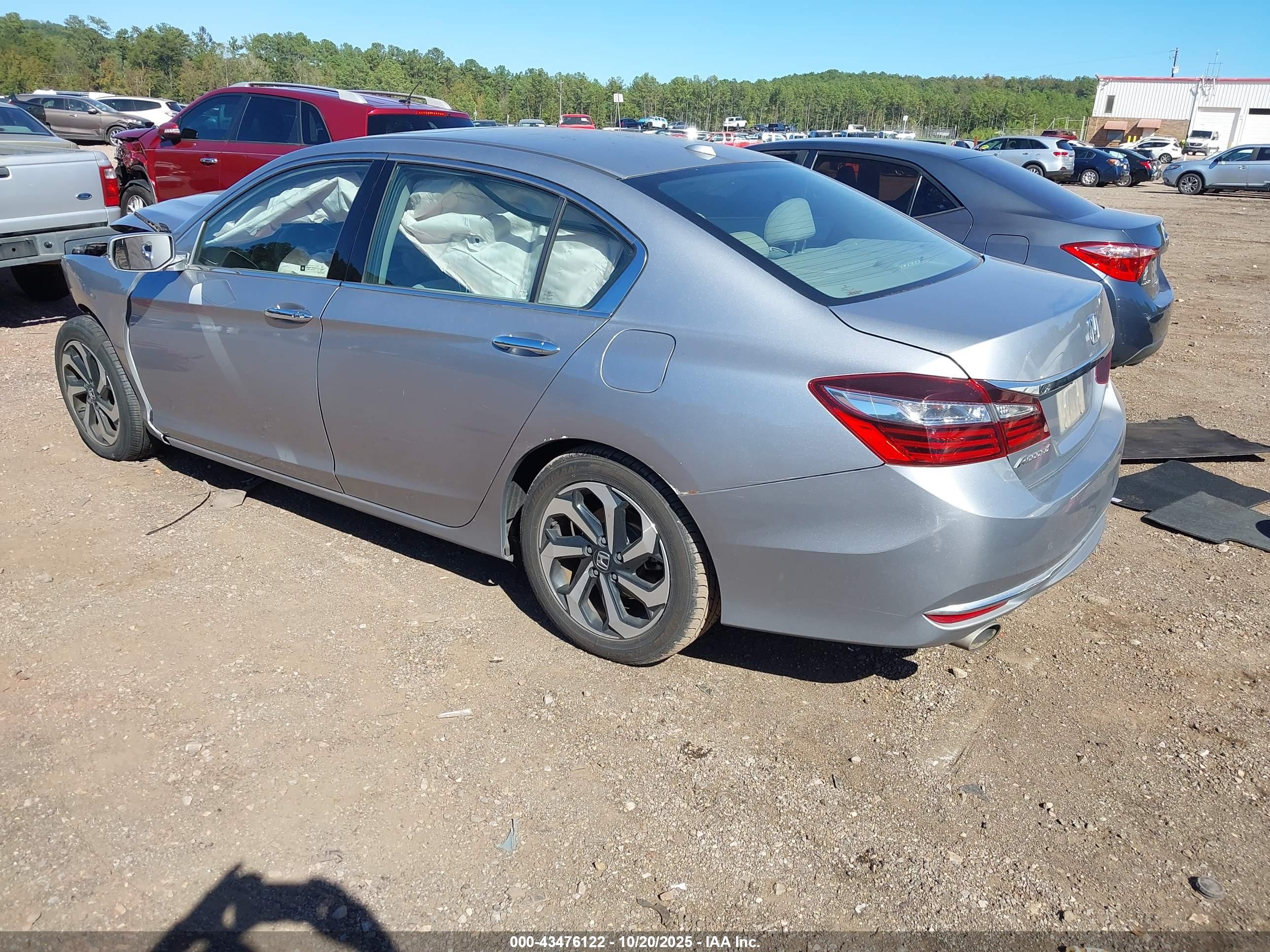 HONDA ACCORD image 3