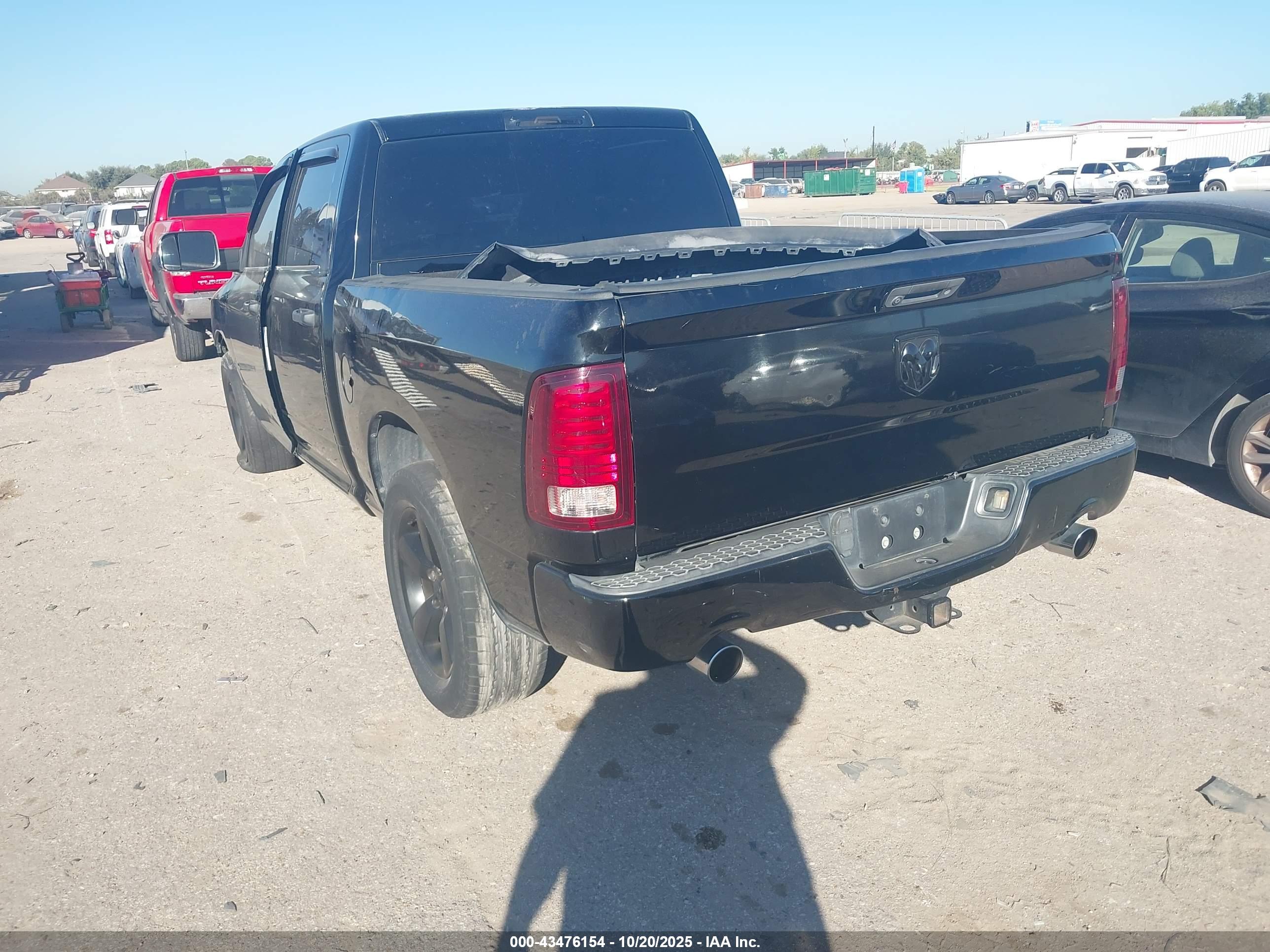 RAM 1500 image 3