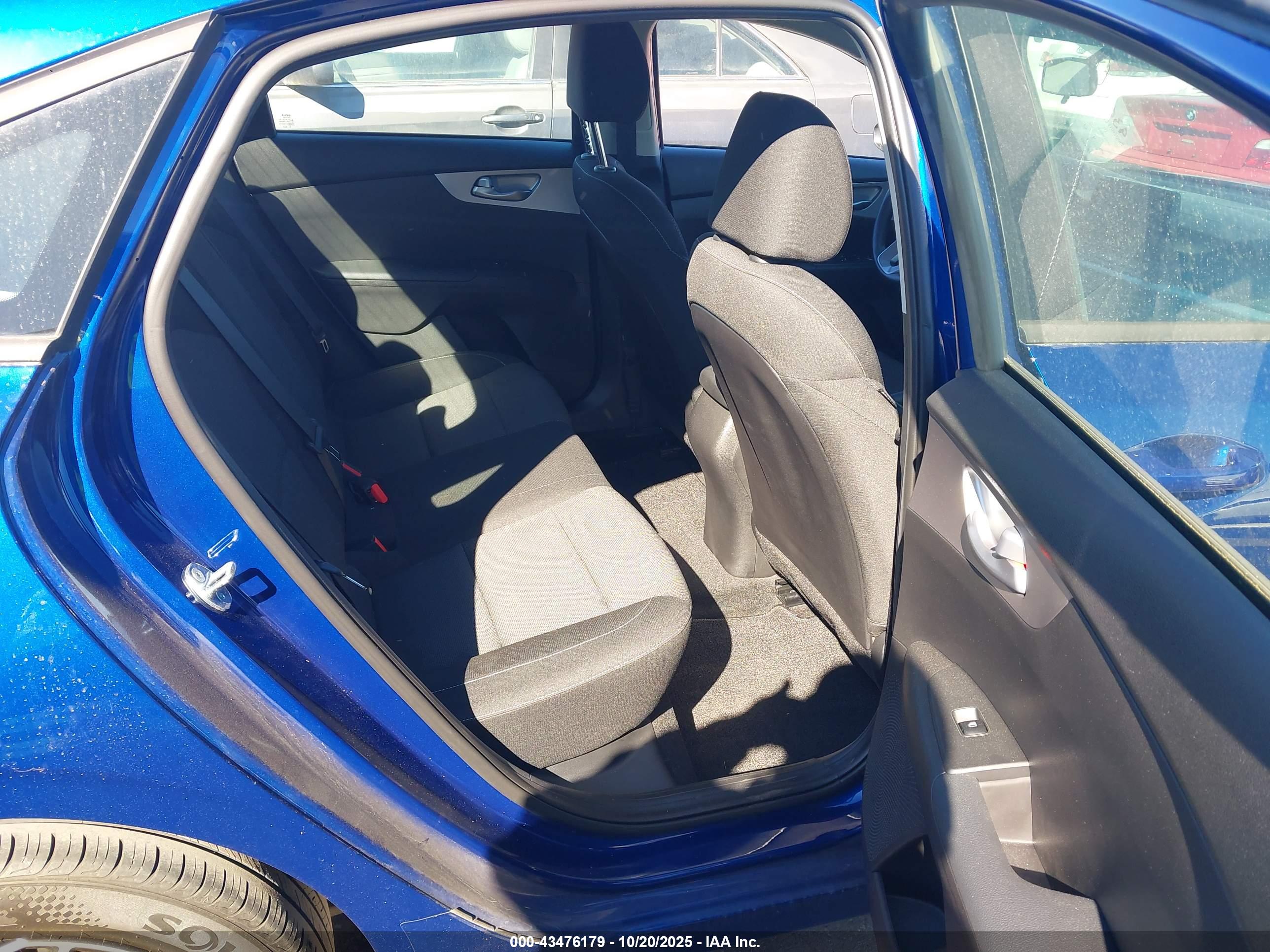 KIA FORTE image 8