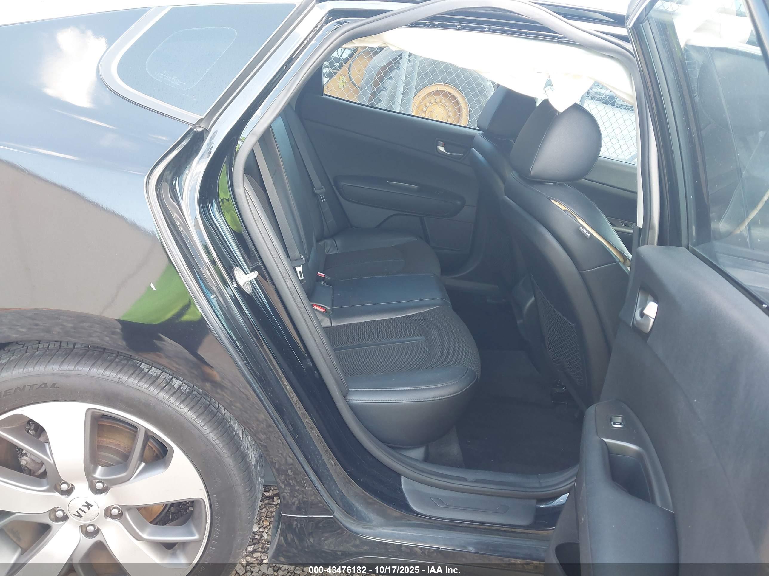 KIA OPTIMA image 8