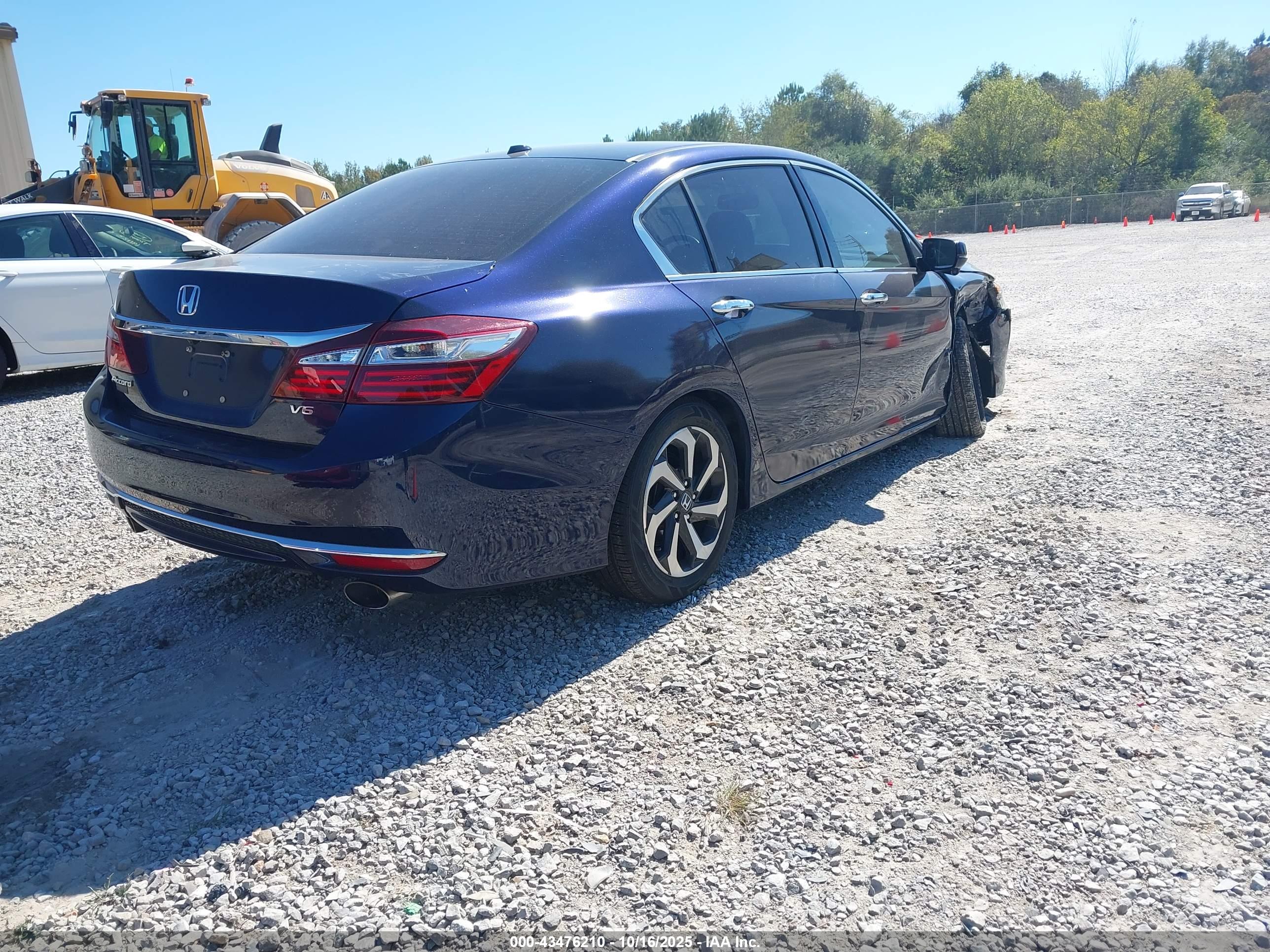 HONDA ACCORD image 4