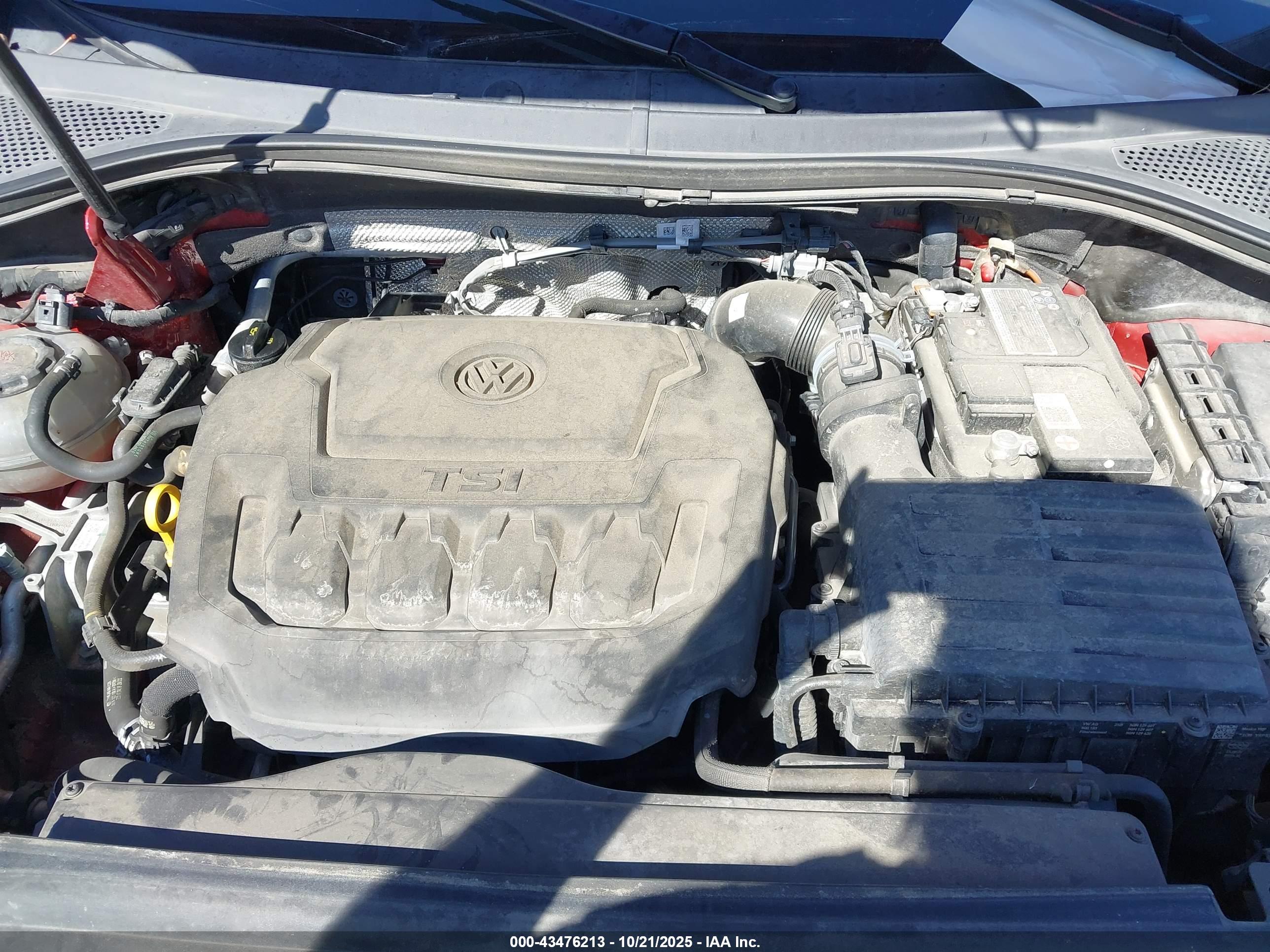 VOLKSWAGEN TIGUAN image 10