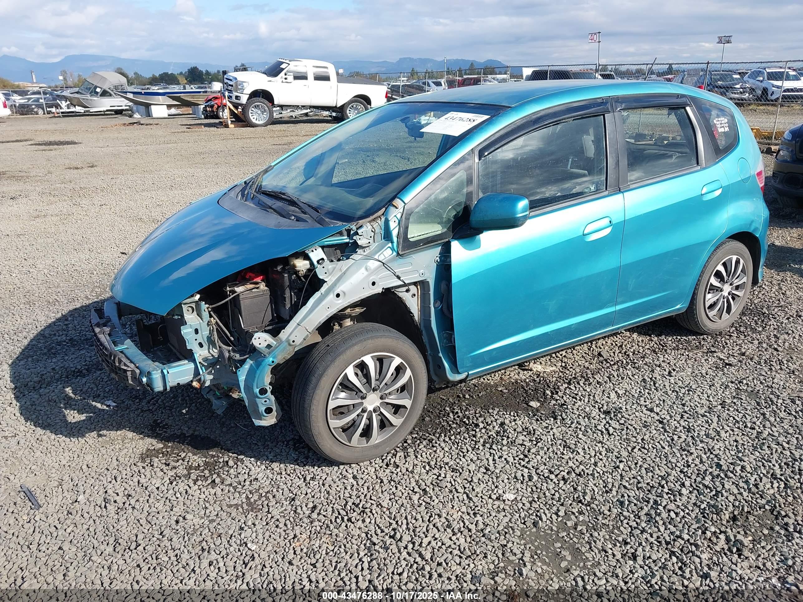 HONDA FIT image 2