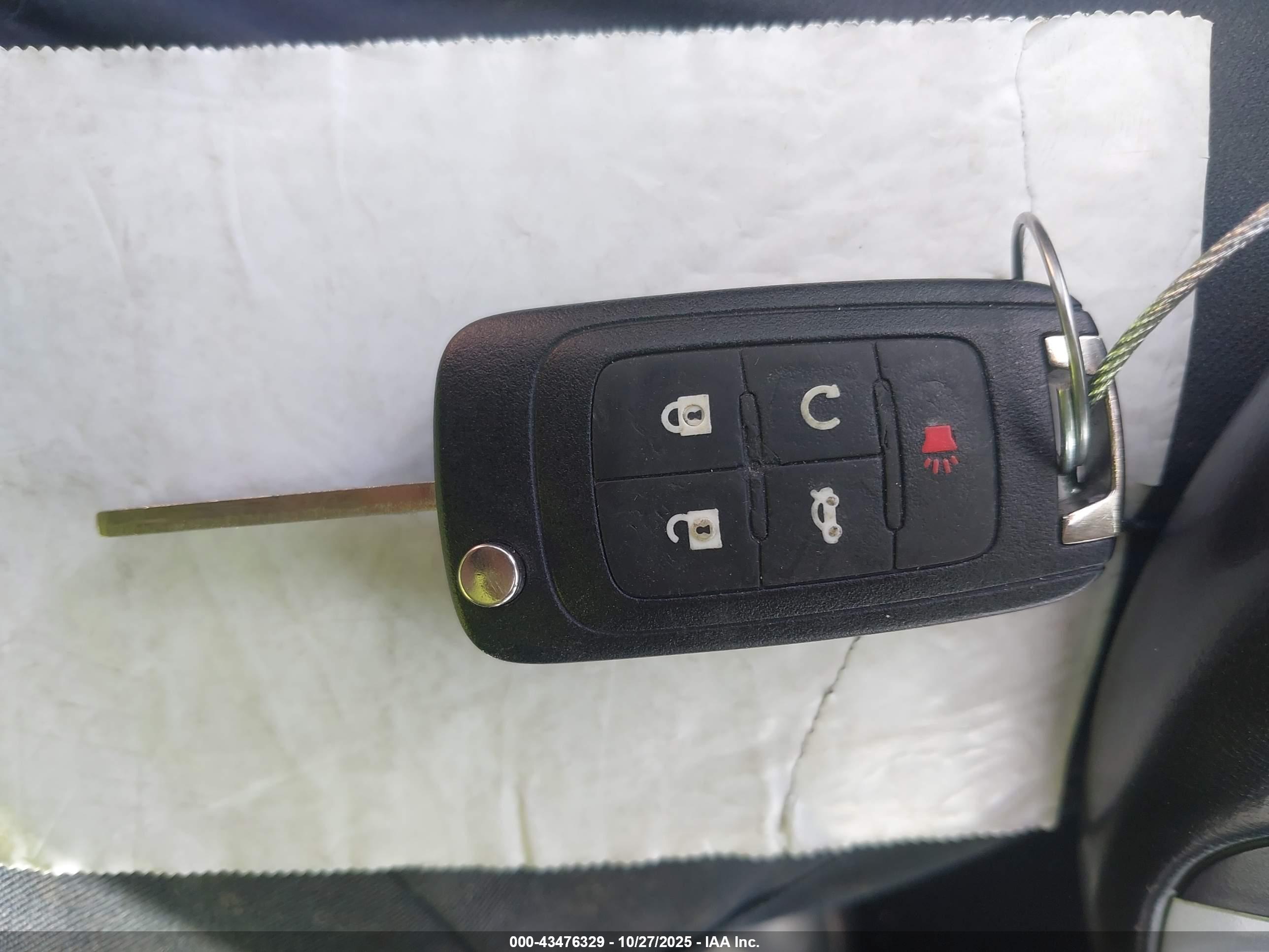 CHEVROLET EQUINOX image 11
