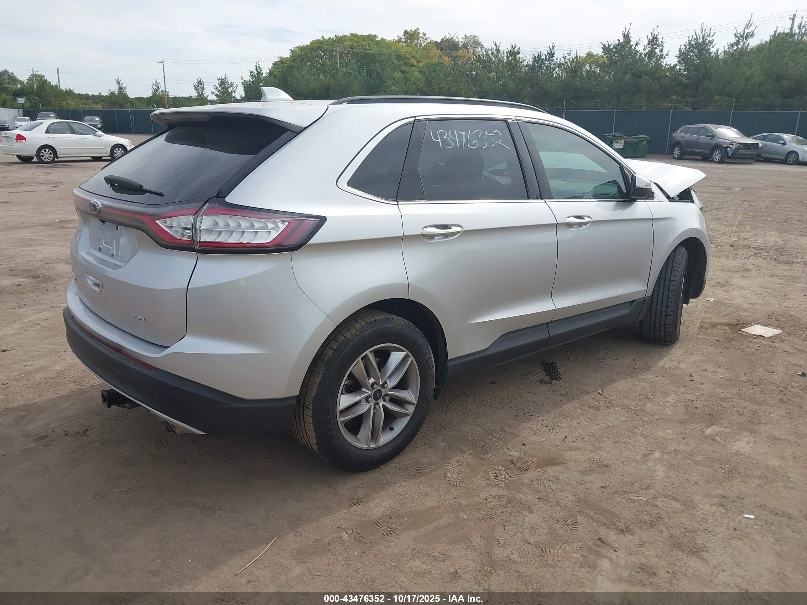 FORD EDGE image 4