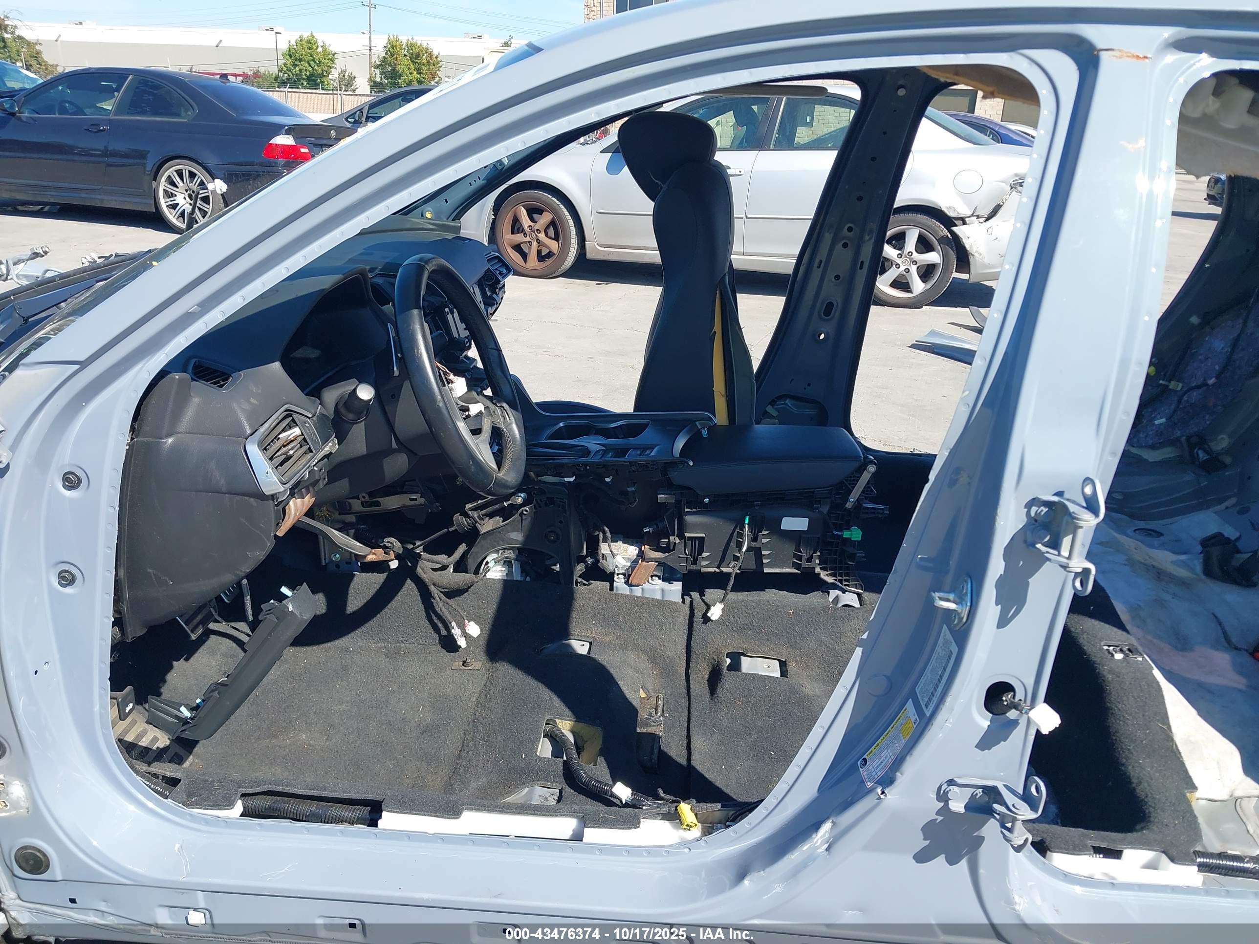 HONDA ACCORD image 5