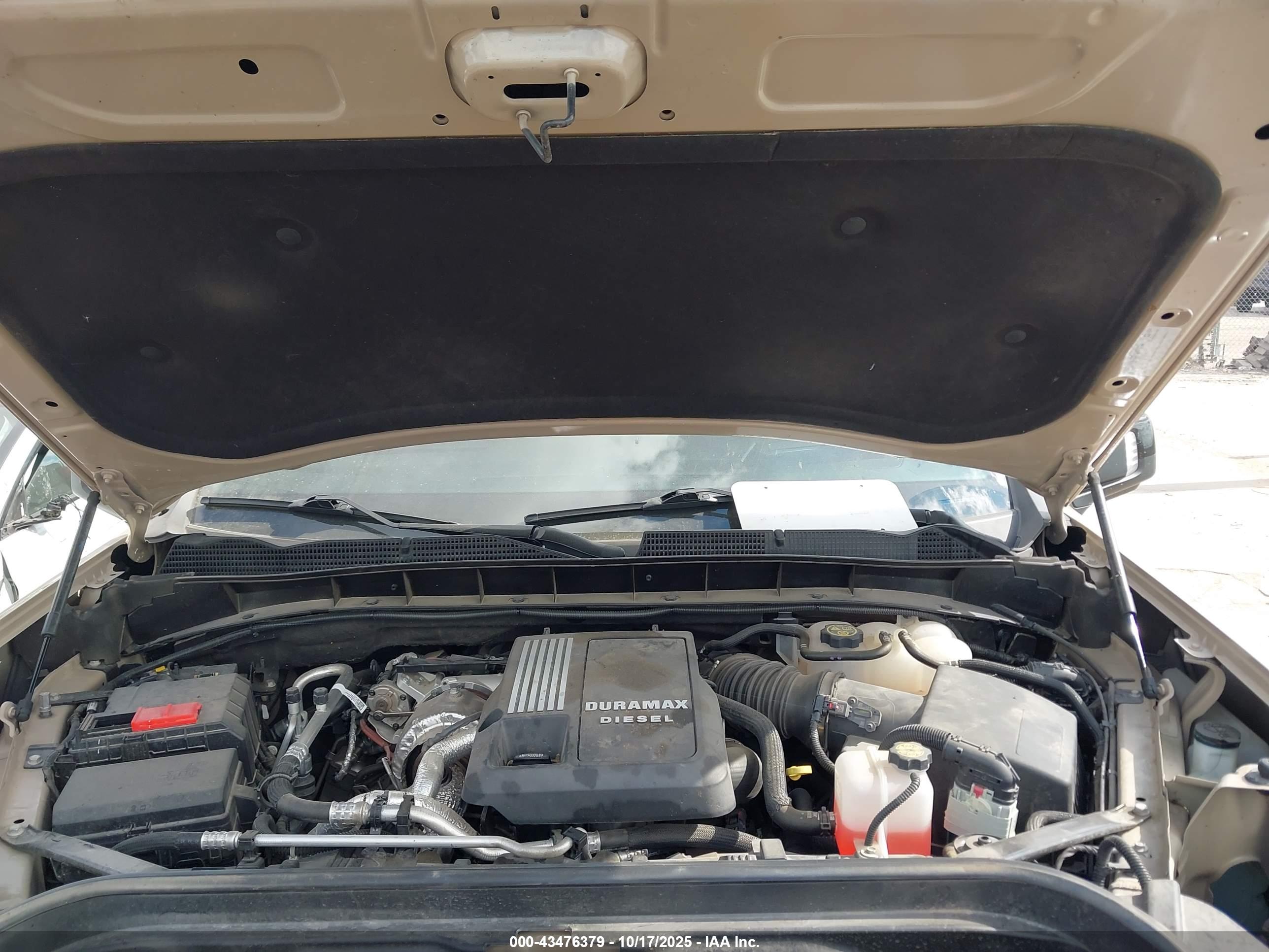GMC SIERRA image 10