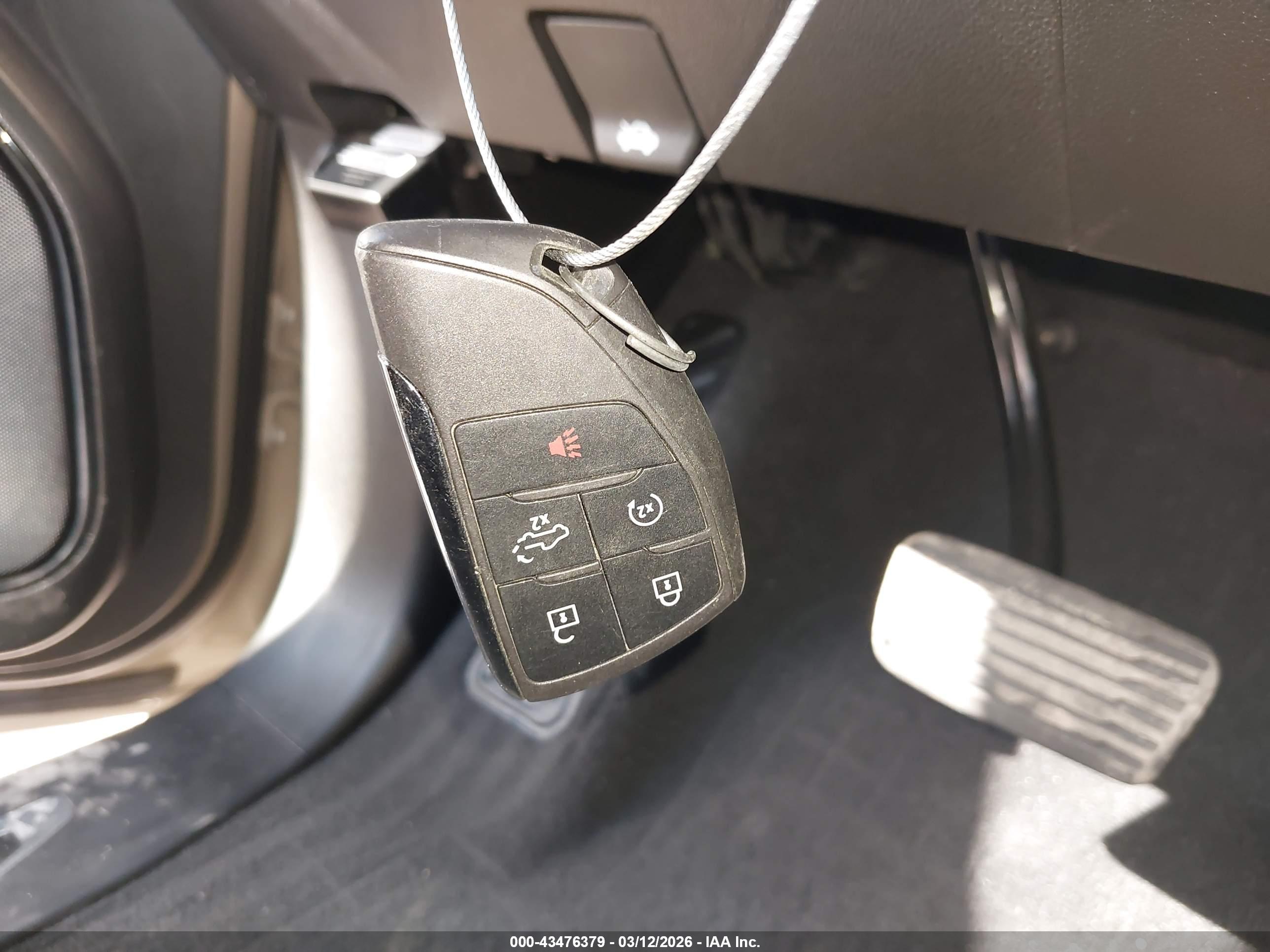 GMC SIERRA image 11