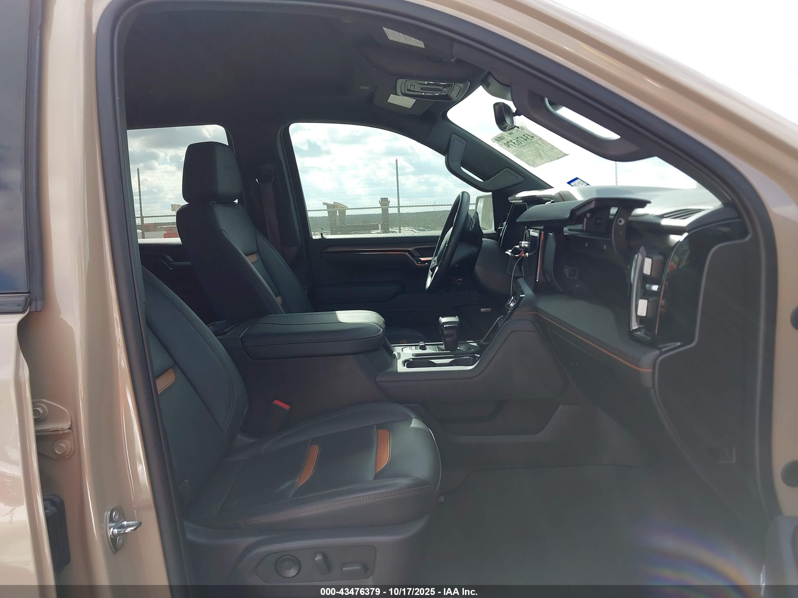 GMC SIERRA image 5
