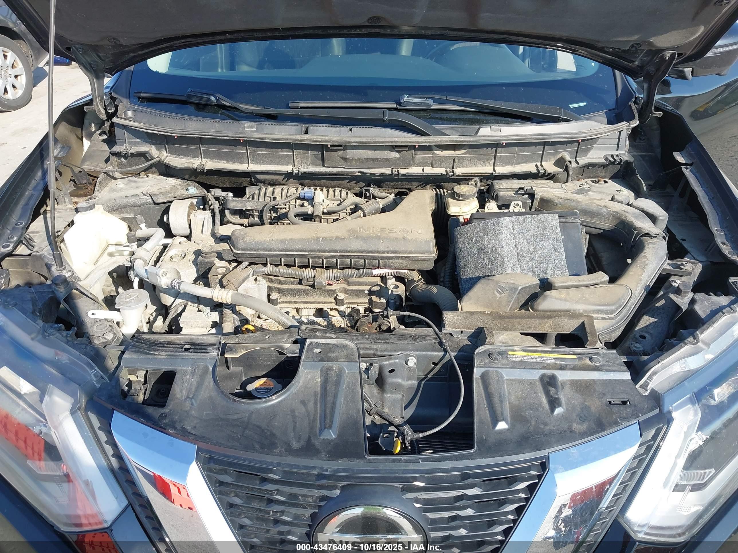 NISSAN ROGUE image 10