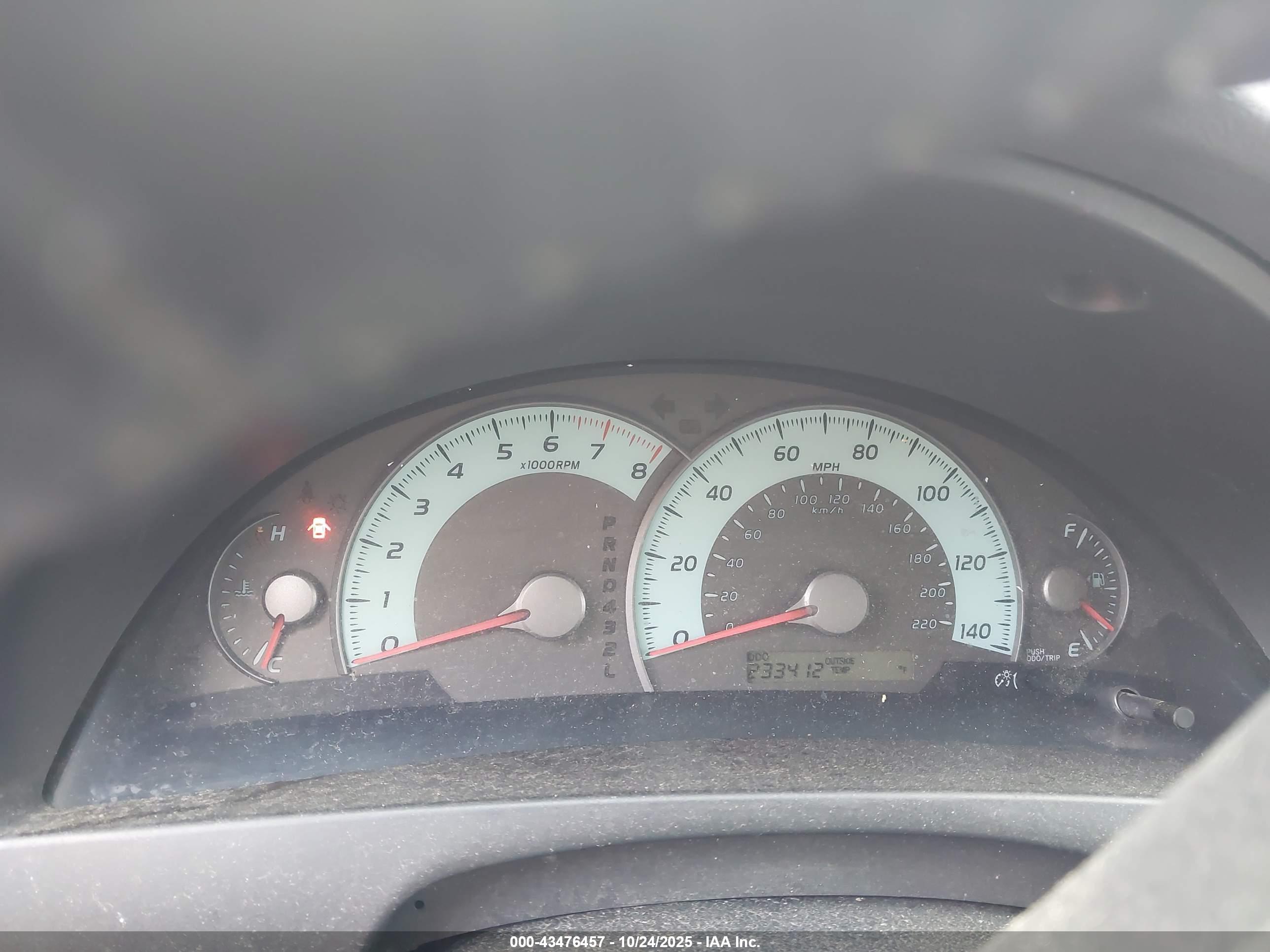 TOYOTA CAMRY image 7