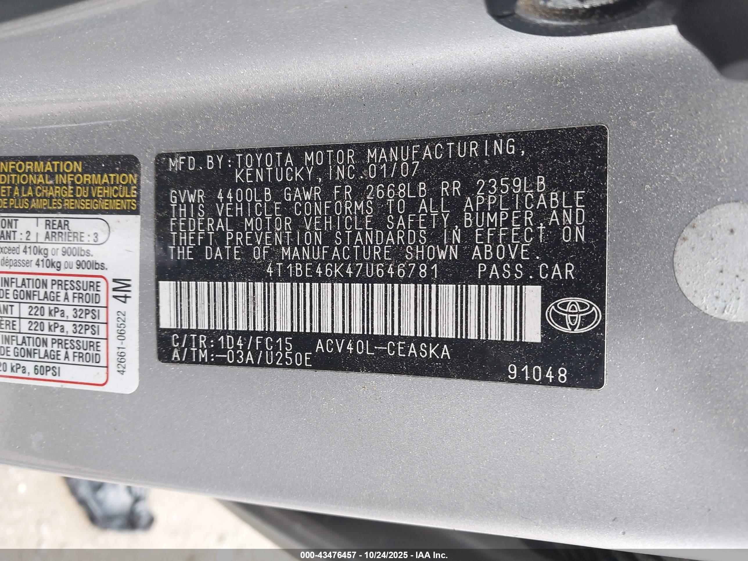 TOYOTA CAMRY image 9