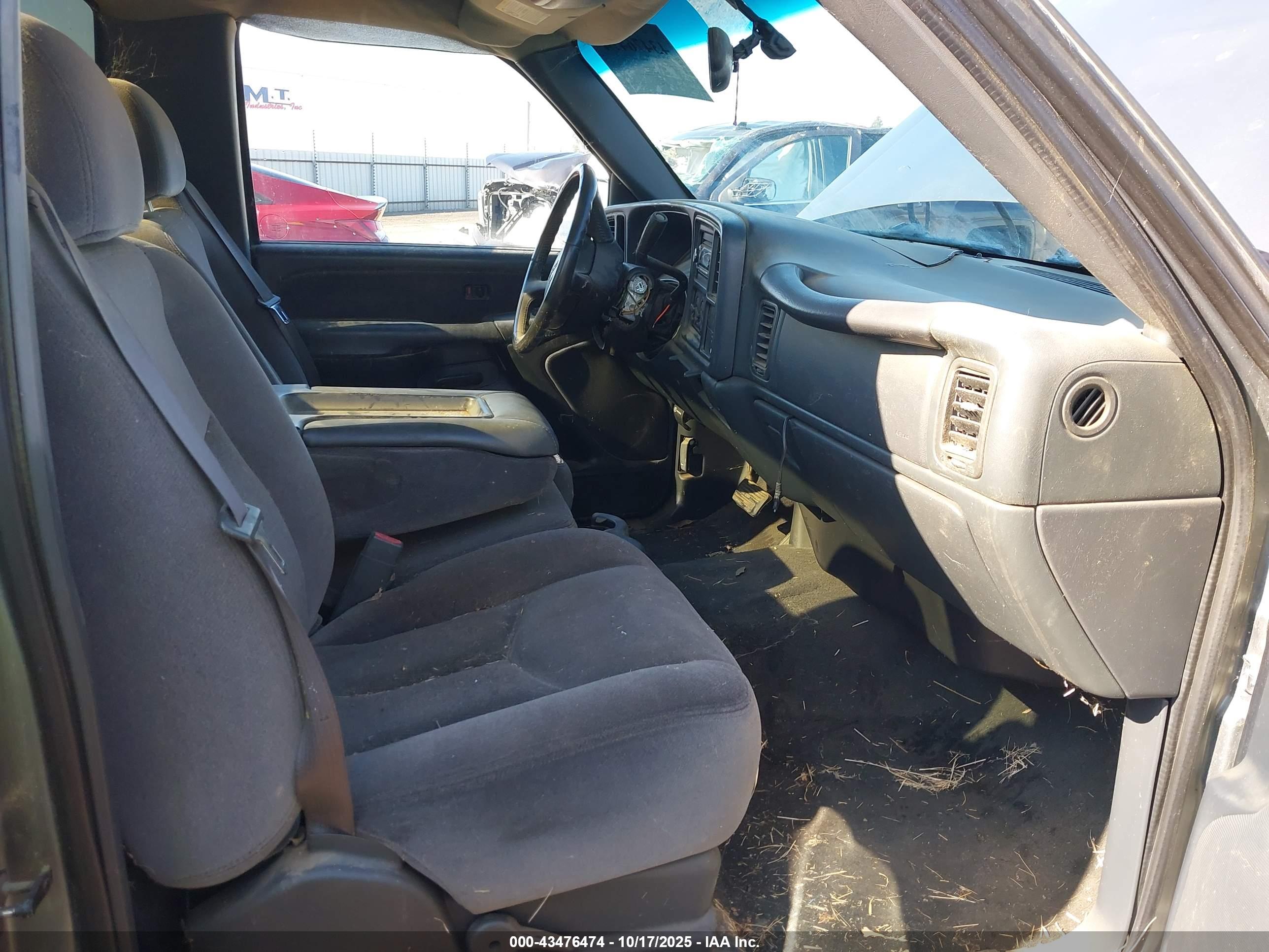 GMC SIERRA image 5