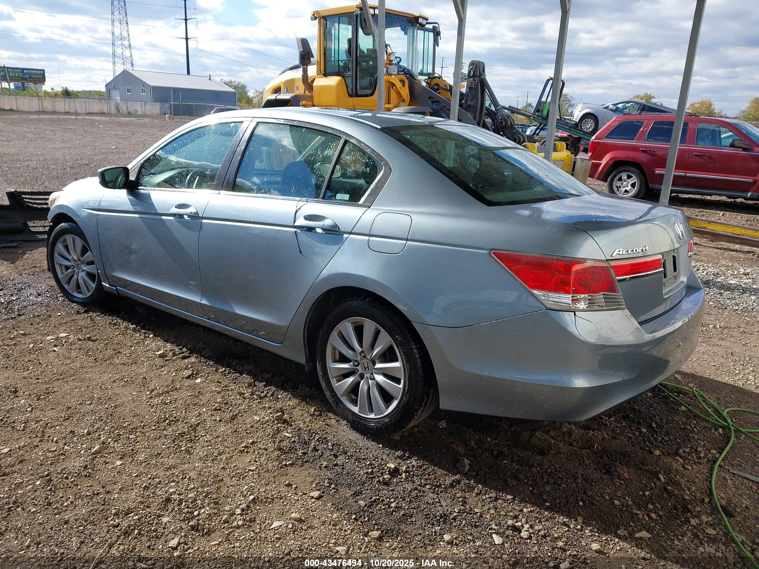HONDA ACCORD image 3