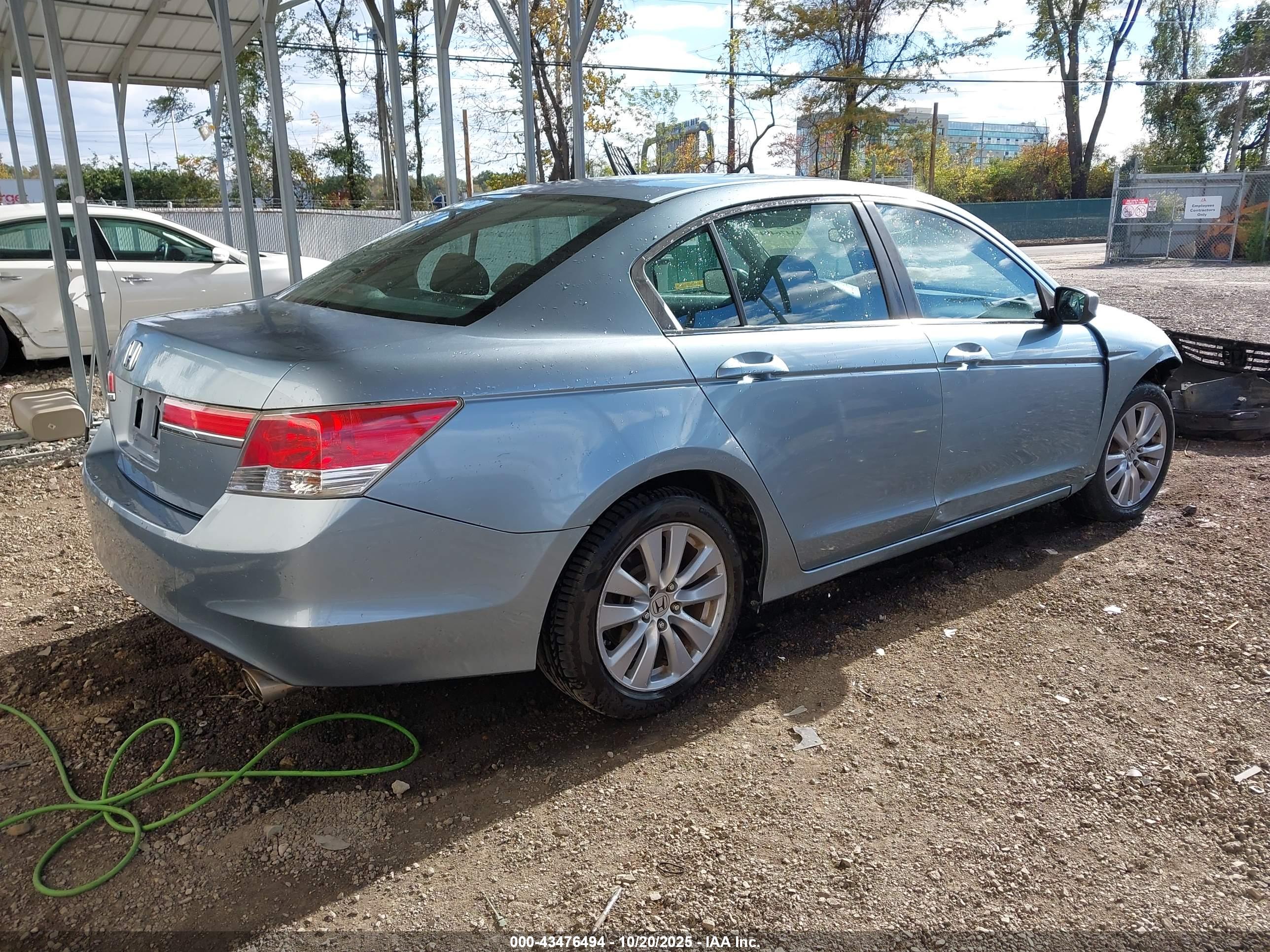 HONDA ACCORD image 4