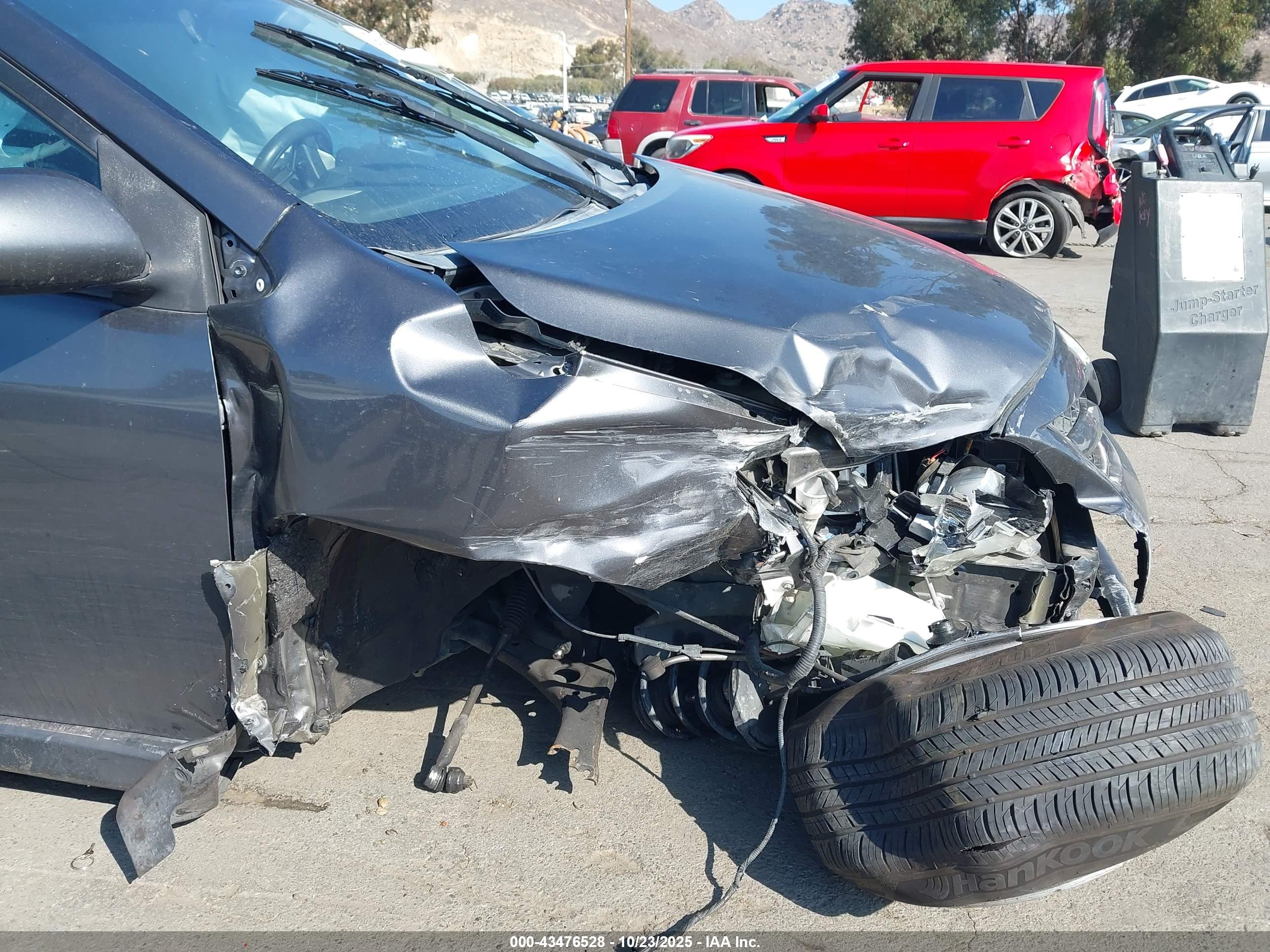 TOYOTA COROLLA image 6
