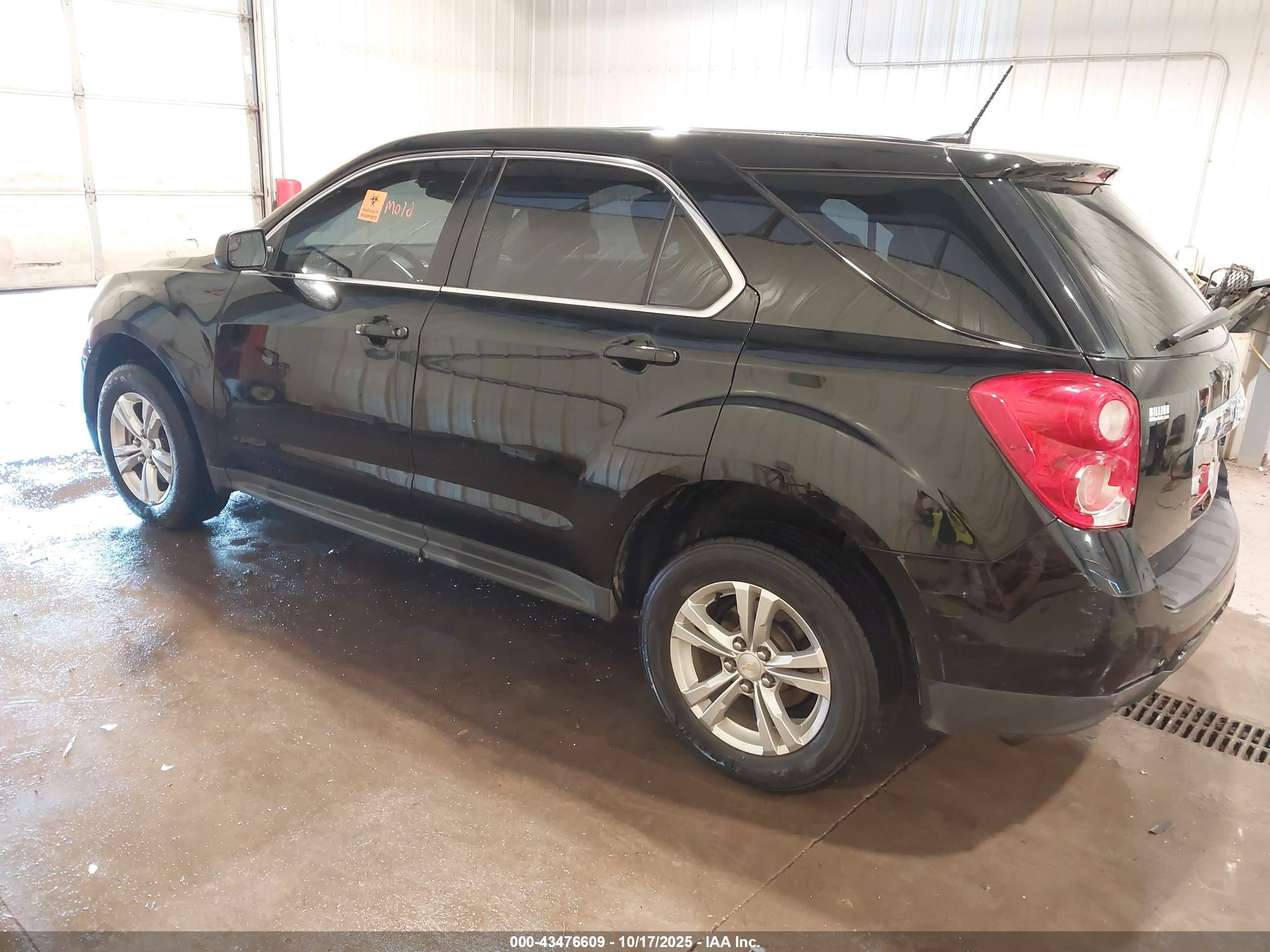 CHEVROLET EQUINOX image 3